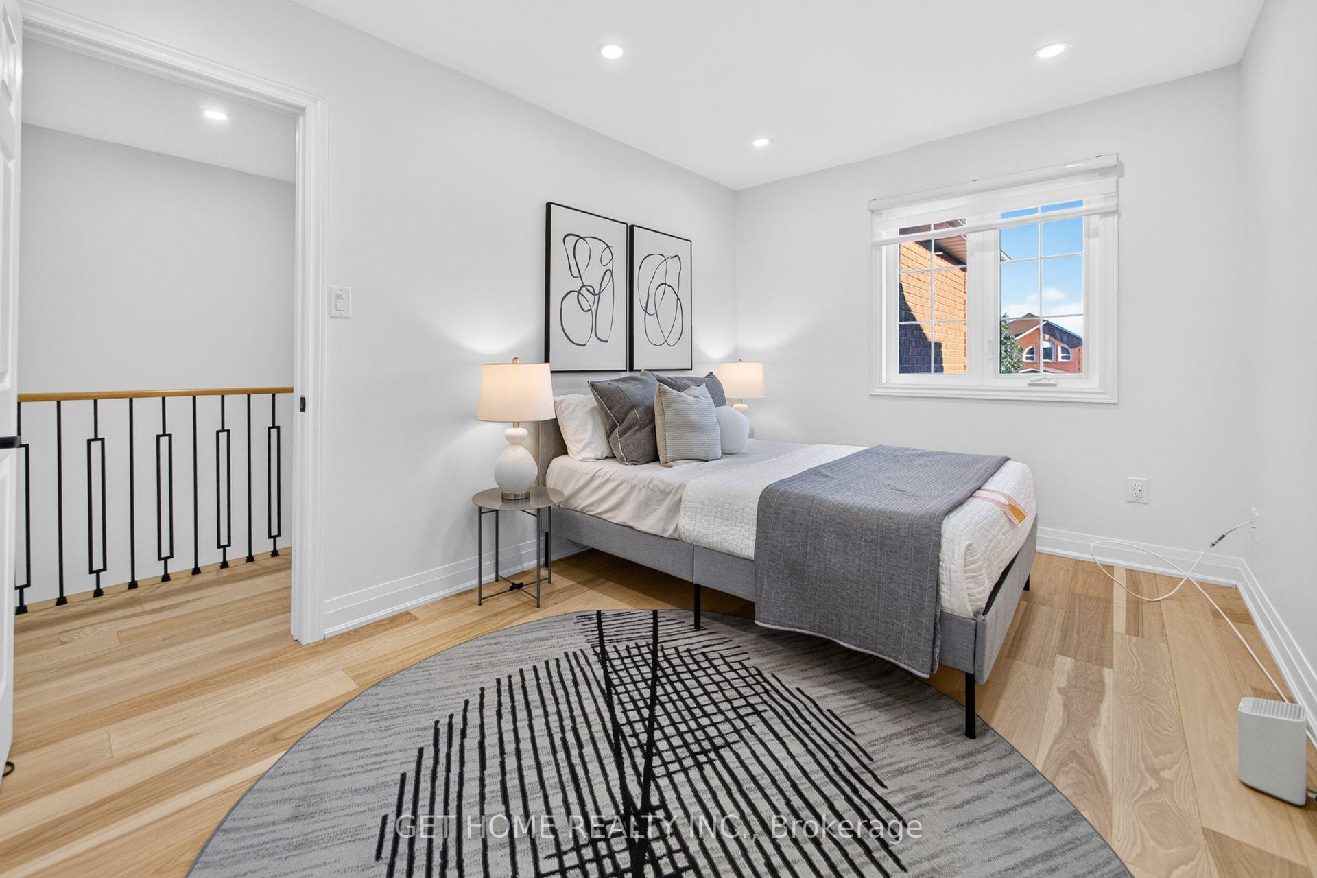 Photo 32 of 3883 Densbury Drive, Mississauga, Lisgar — HOMEH