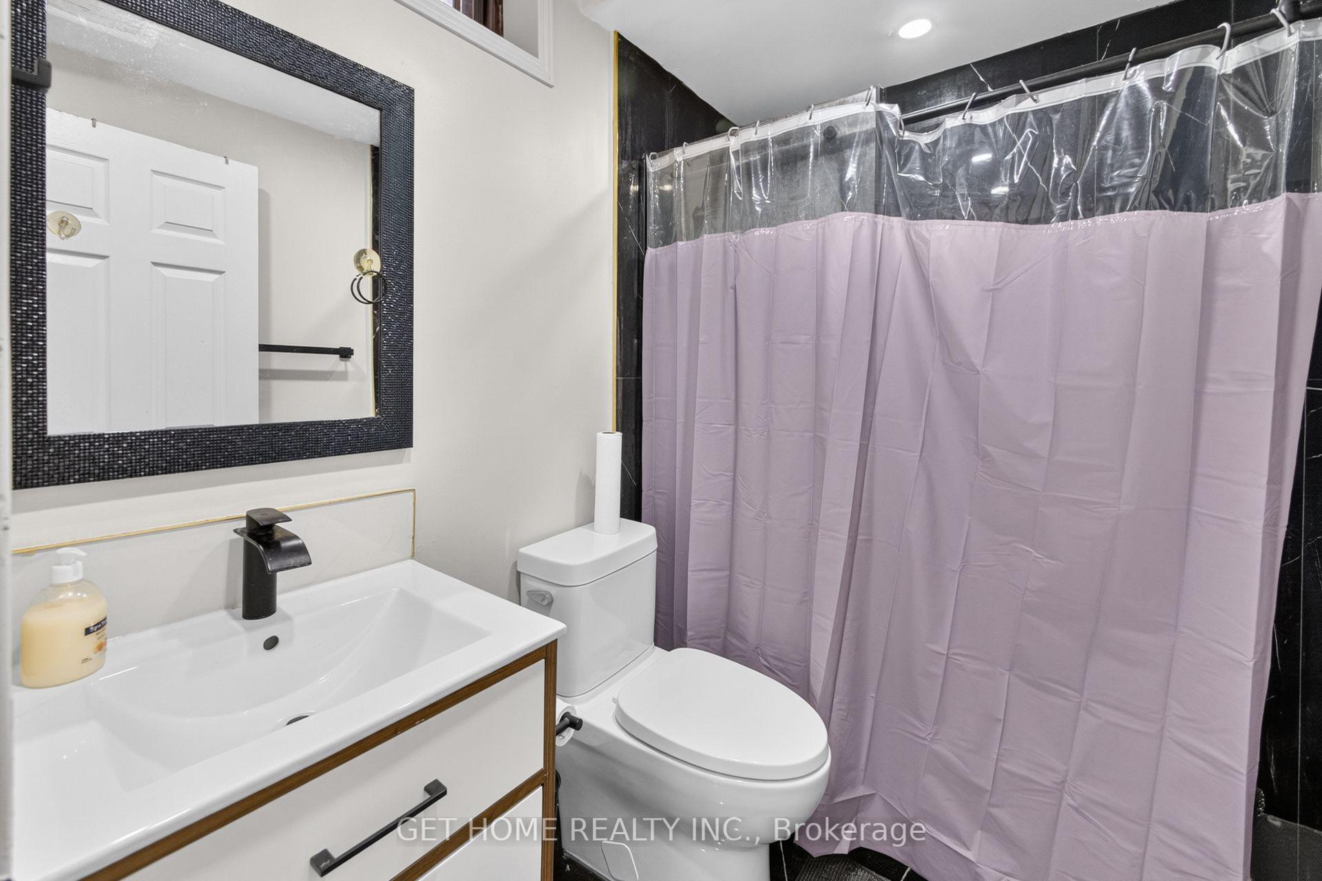 Photo 42 of 3883 Densbury Drive, Mississauga, Lisgar — HOMEH