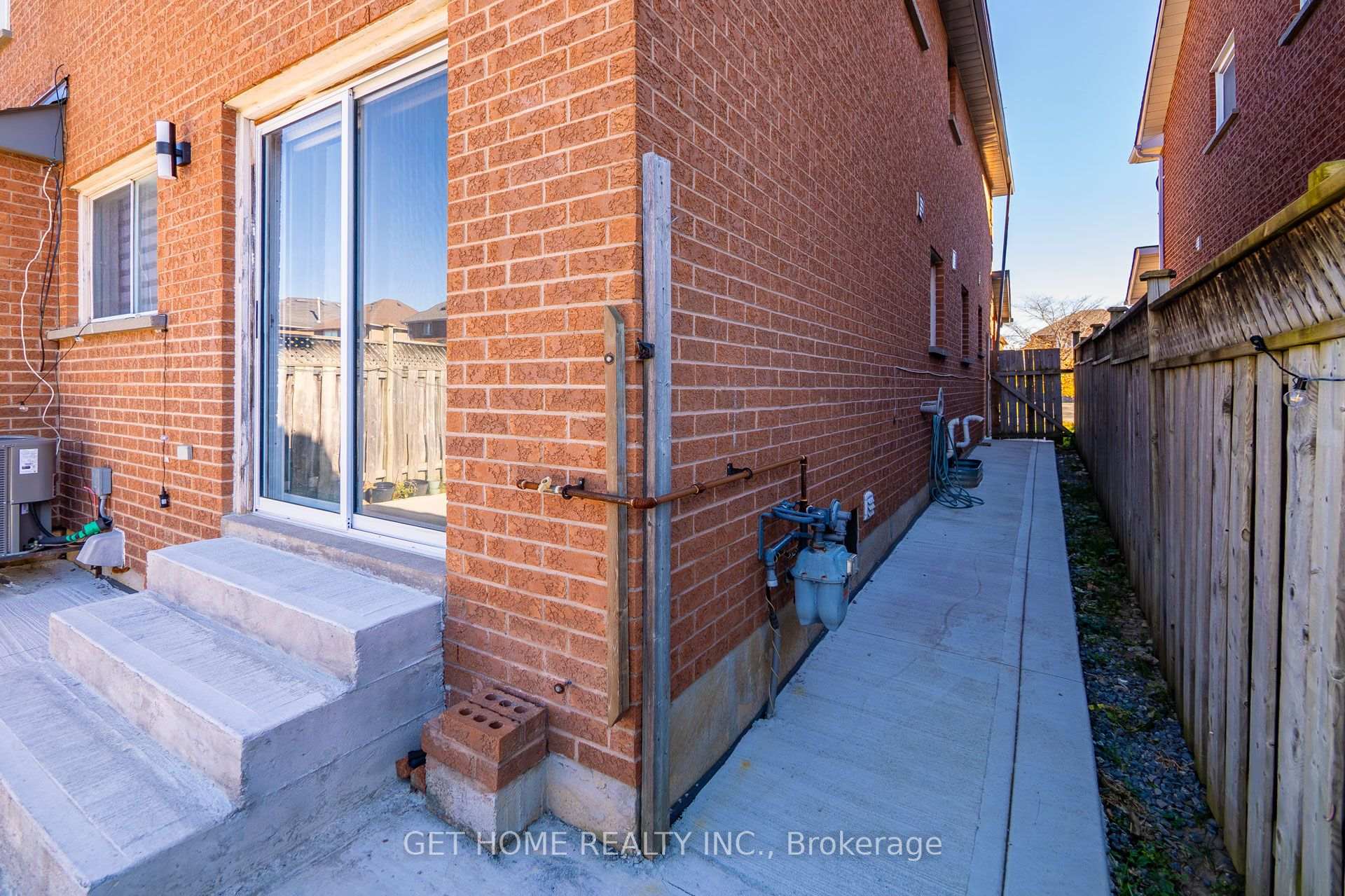 Photo 44 of 3883 Densbury Drive, Mississauga, Lisgar — HOMEH