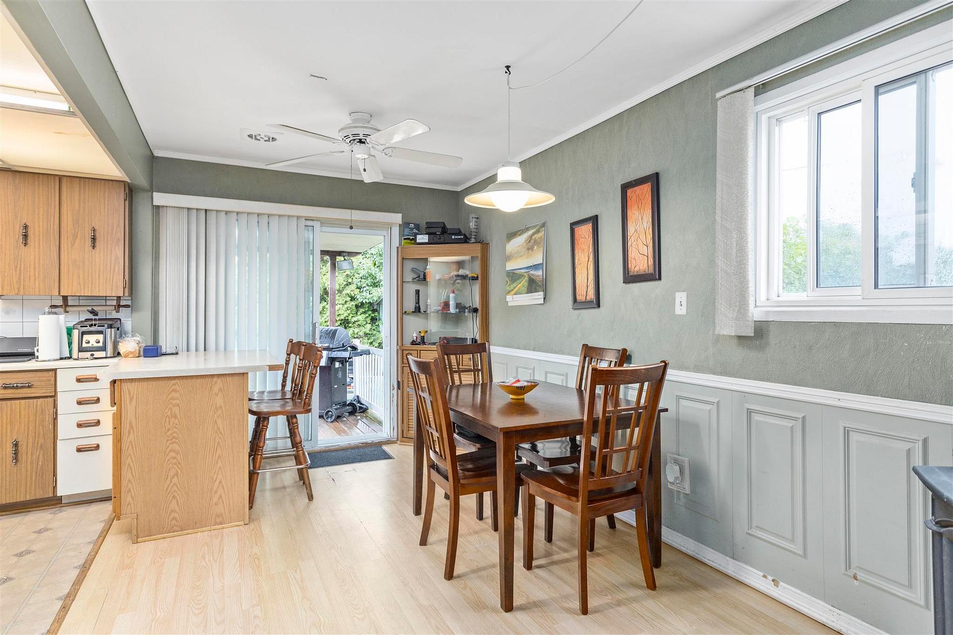 Photo 5 of 742 Pine Street, Sault Ste Marie, Ward 3 — HOMEH