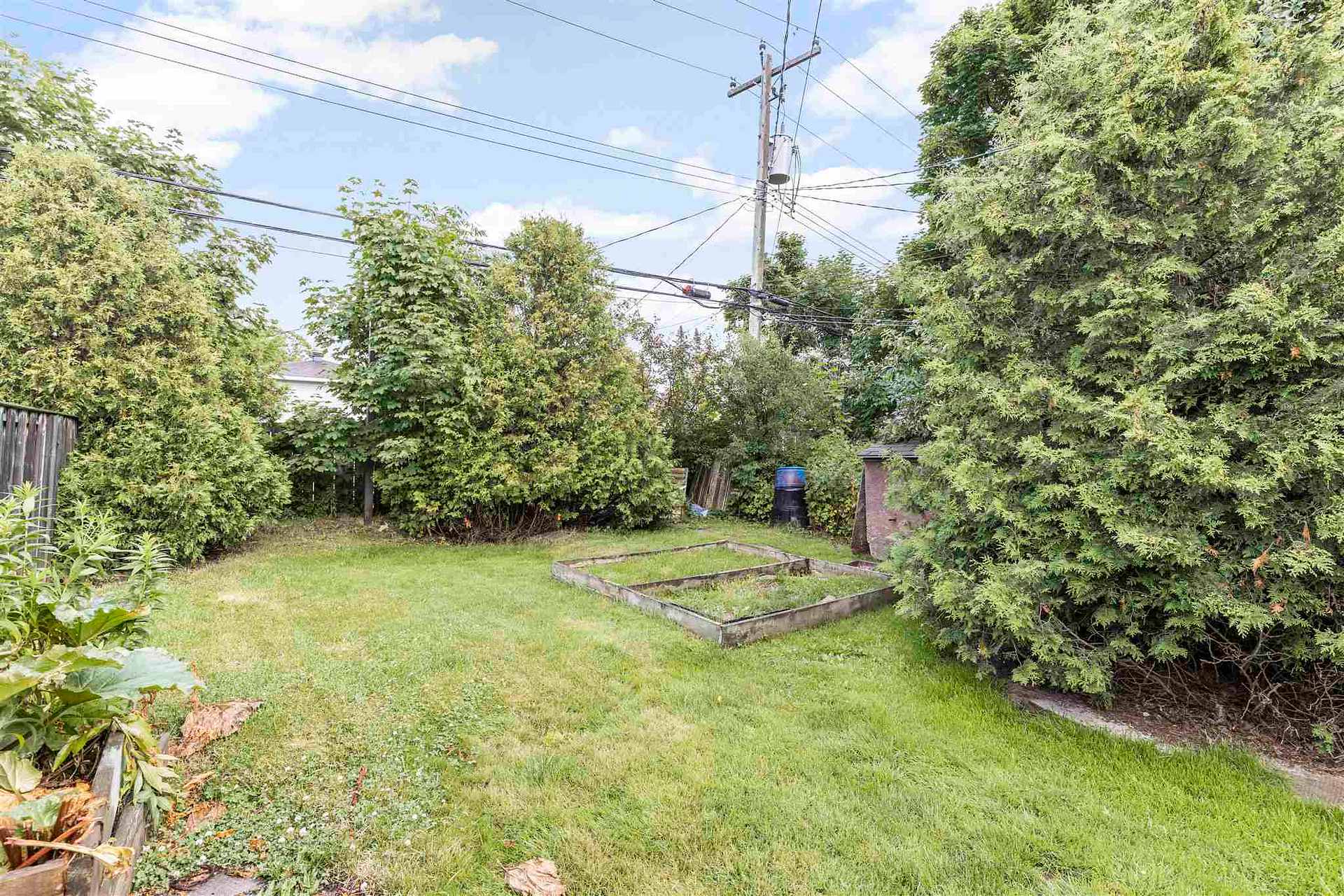 Photo 20 of 742 Pine Street, Sault Ste Marie, Ward 3 — HOMEH