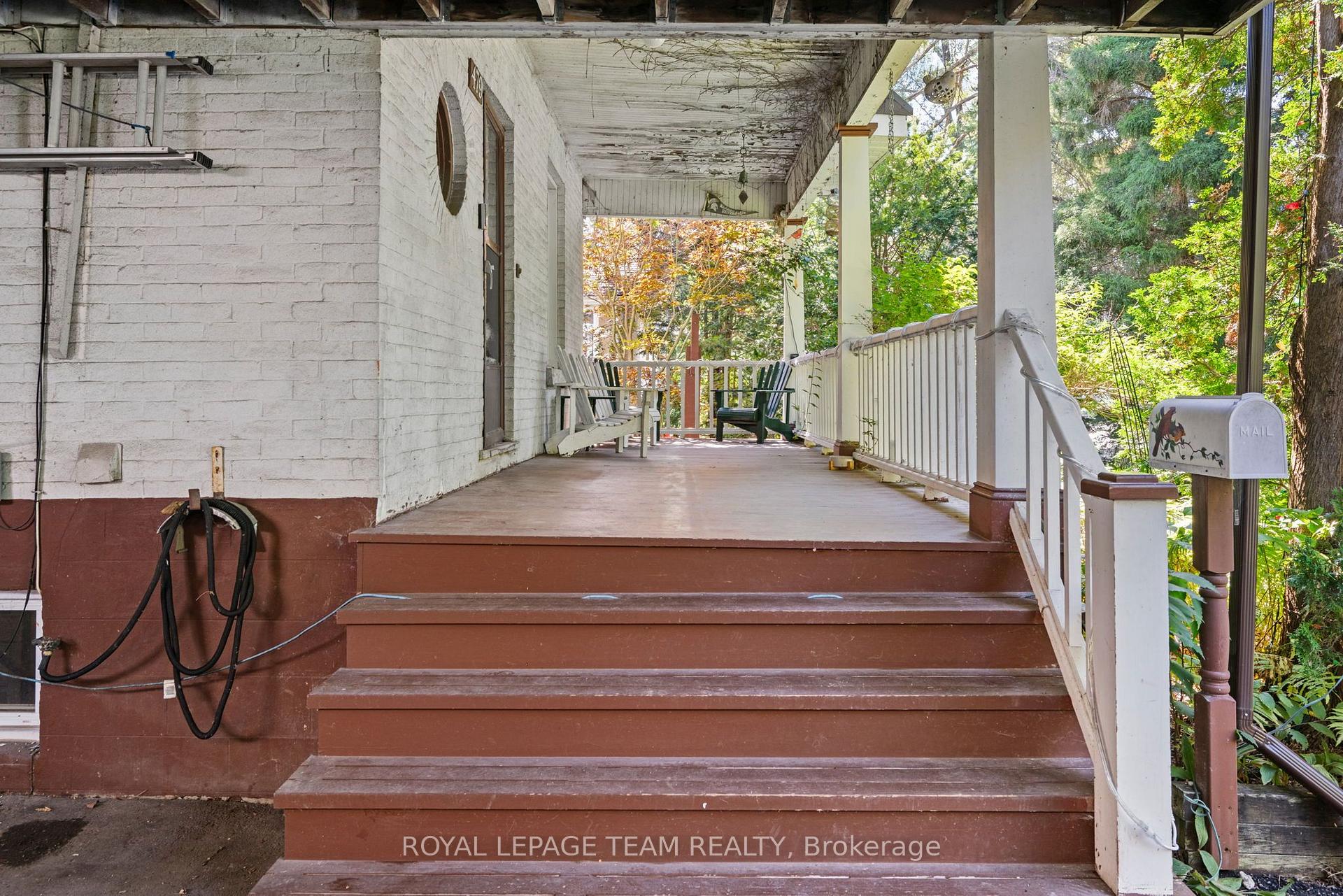 Photo 4 of 479 Fraser Avenue, Ottawa, McKellar/Highland — HOMEH
