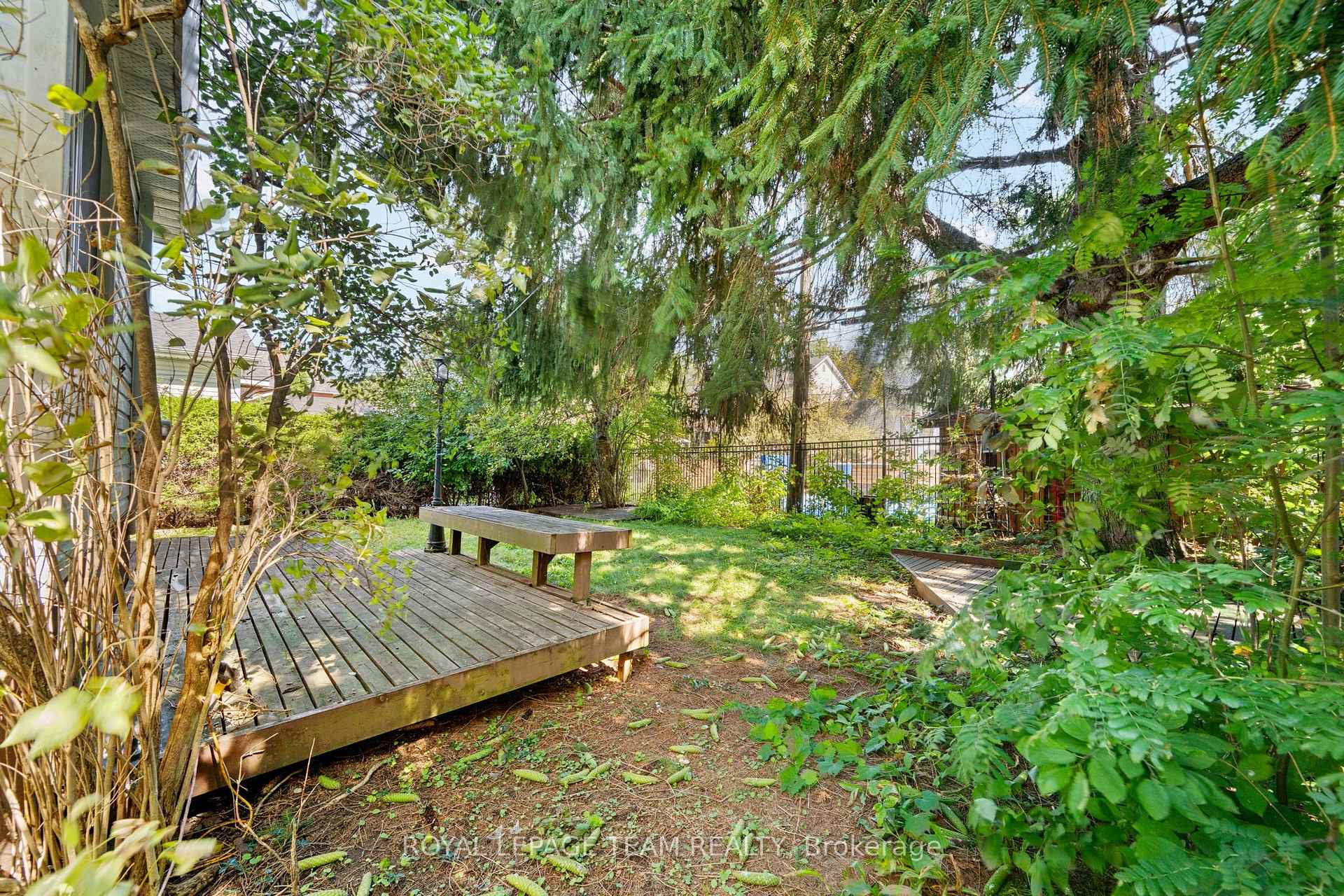 Photo 16 of 479 Fraser Avenue, Ottawa, McKellar/Highland — HOMEH