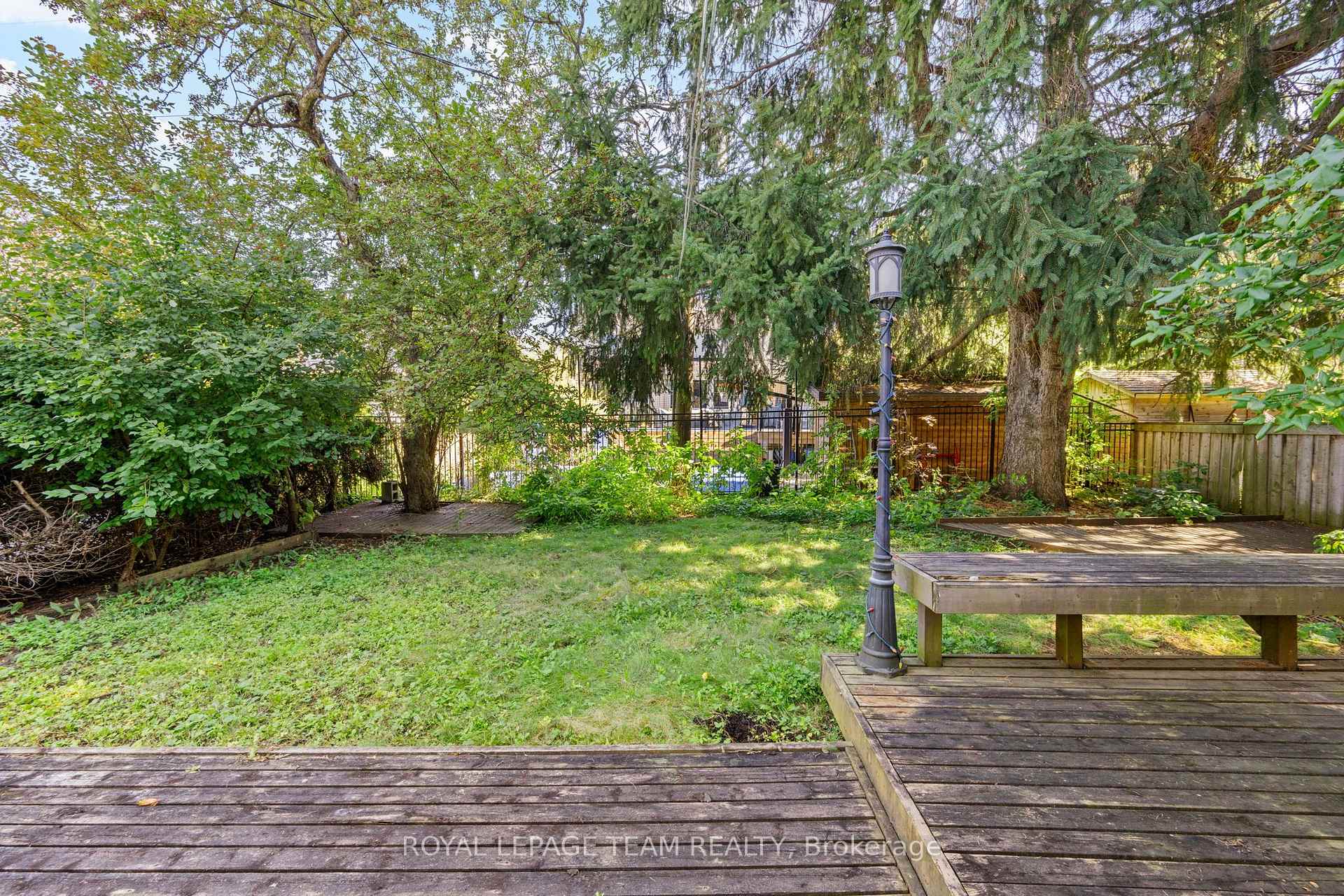 Photo 17 of 479 Fraser Avenue, Ottawa, McKellar/Highland — HOMEH