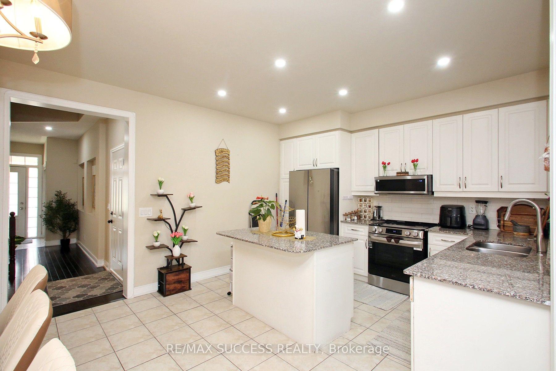 Photo 13 of 103 Donovan Heights, Milton, Scott — HOMEH