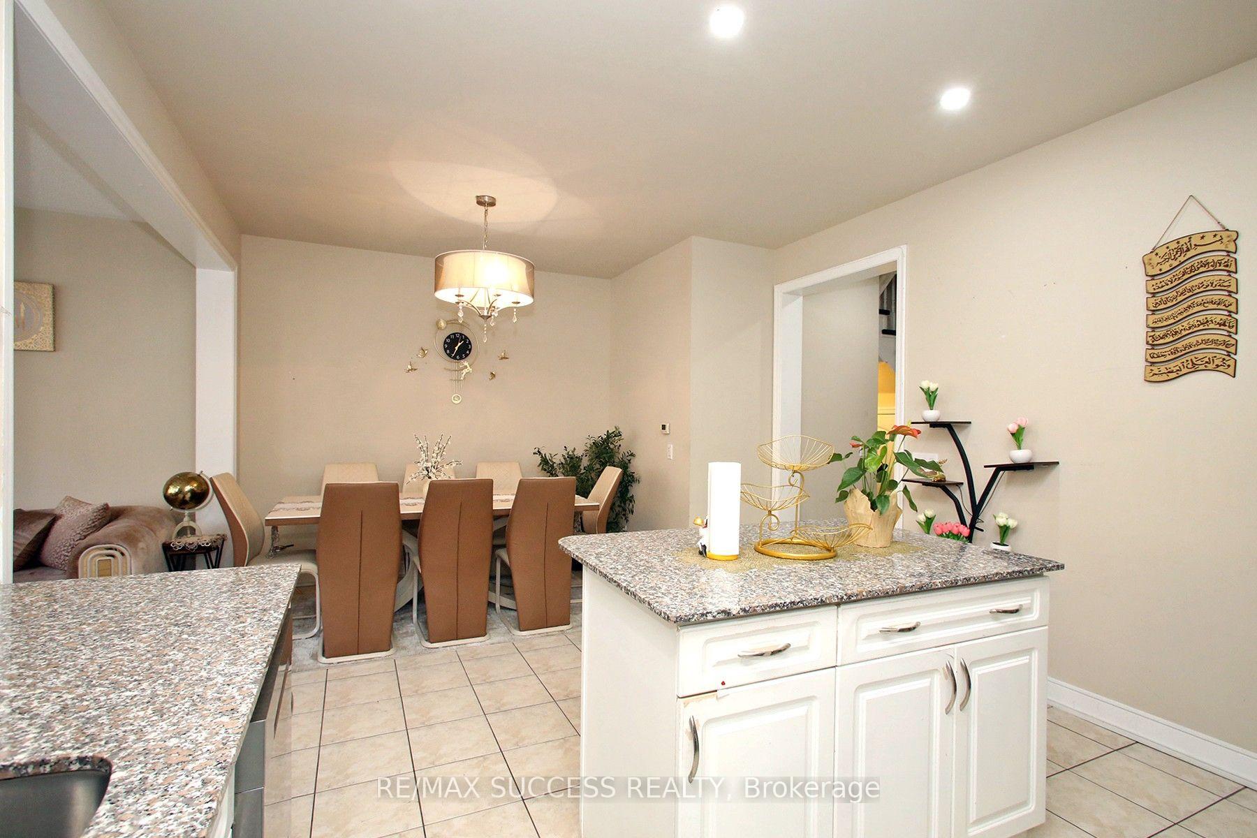 Photo 15 of 103 Donovan Heights, Milton, Scott — HOMEH