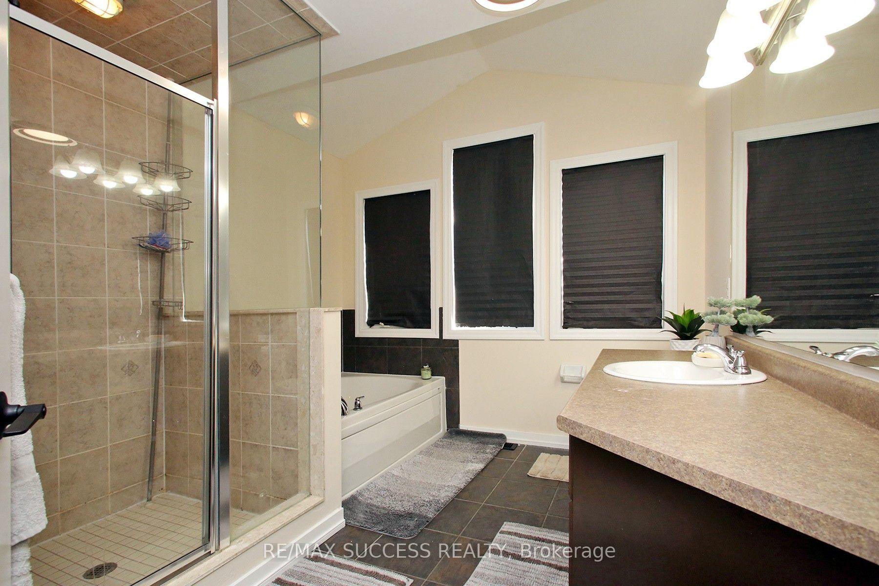 Photo 21 of 103 Donovan Heights, Milton, Scott — HOMEH