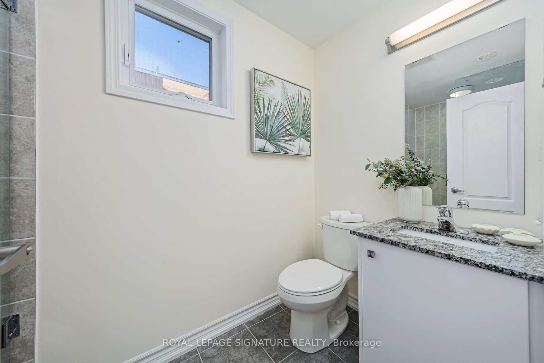 Photo 11 of Unit 49, 28 Curlew Drive, North York, Parkwoods-Donalda — HOMEH
