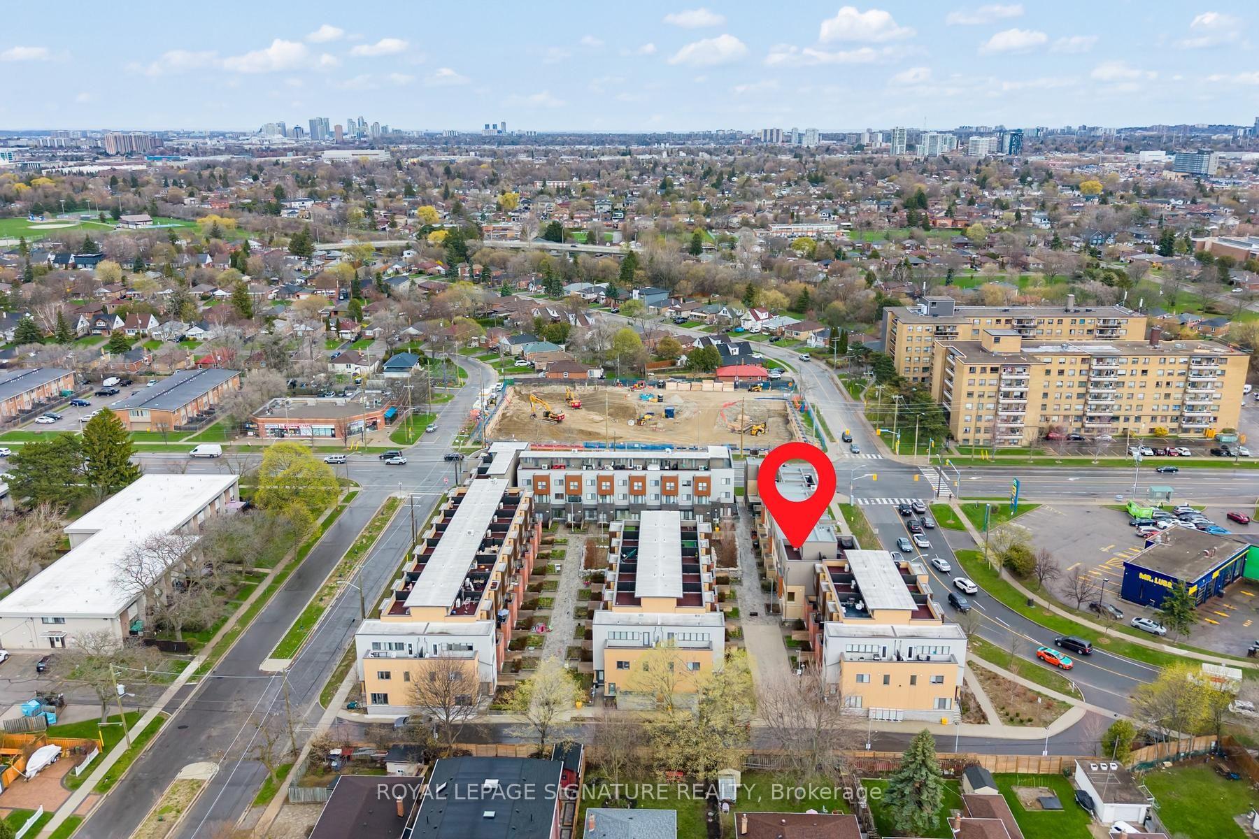 Photo 26 of Unit 49, 28 Curlew Drive, North York, Parkwoods-Donalda — HOMEH
