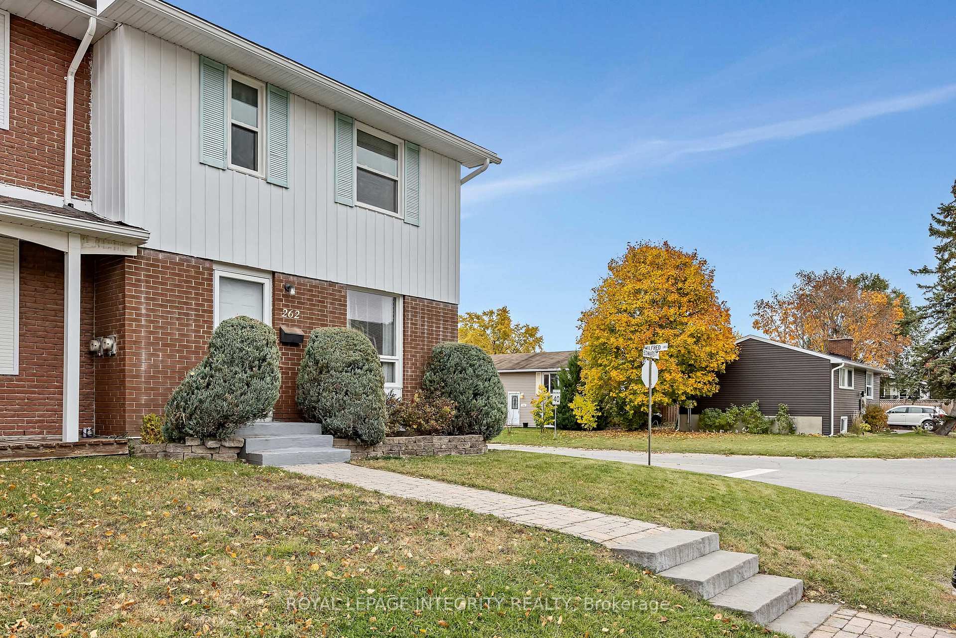 Photo 3 of 262 Edward Street S, Arnprior, Arnprior — HOMEH