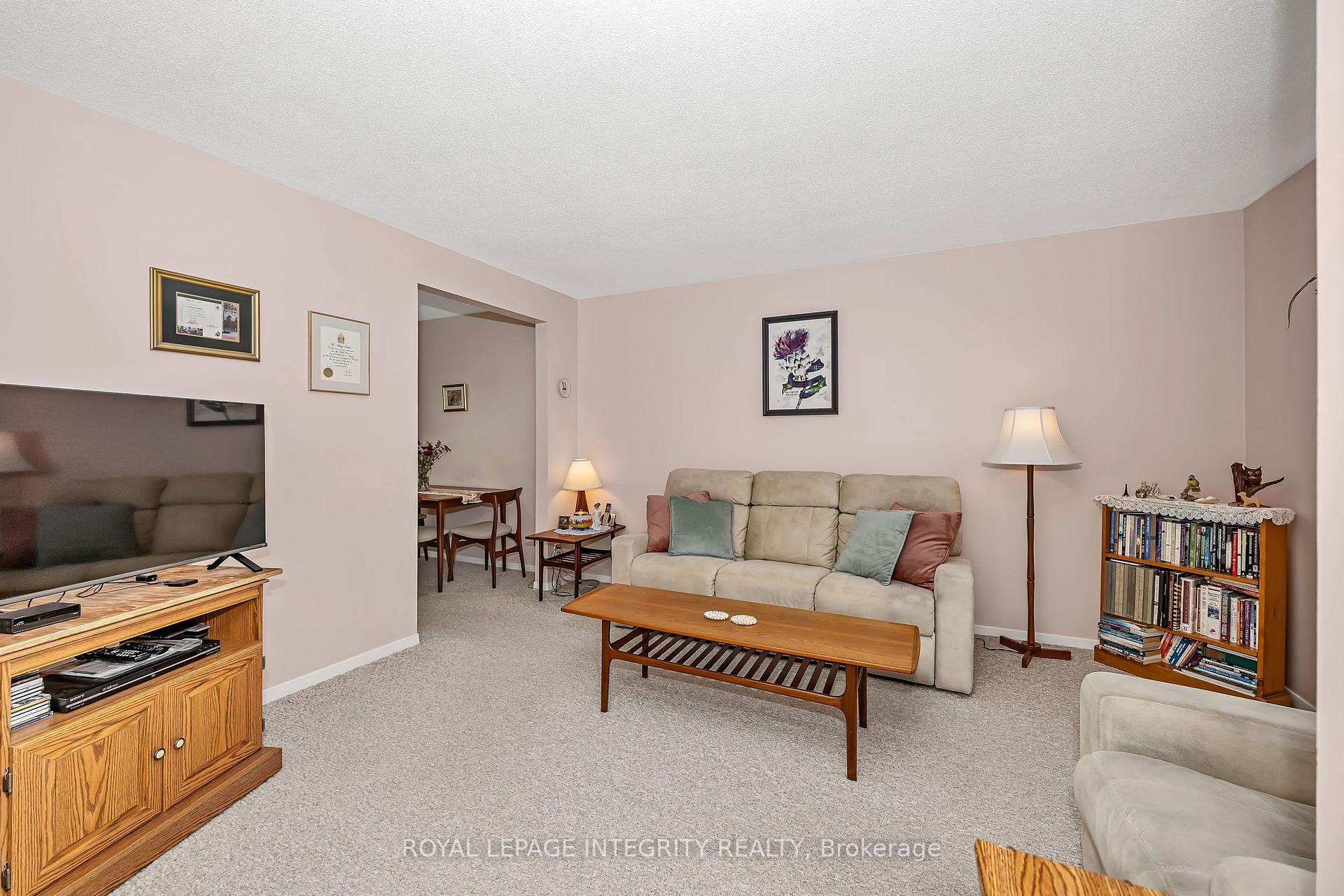 Photo 6 of 262 Edward Street S, Arnprior, Arnprior — HOMEH