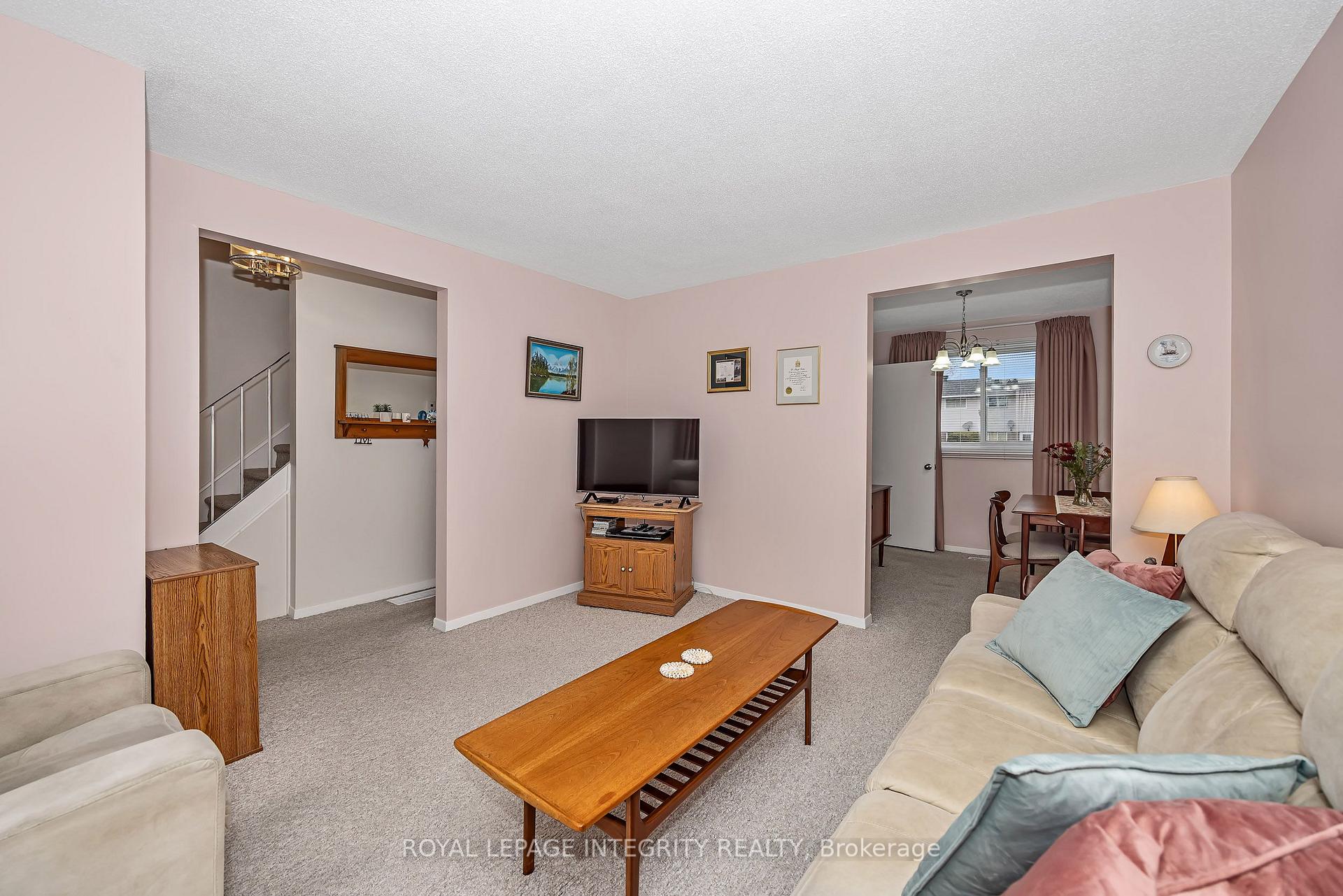 Photo 8 of 262 Edward Street S, Arnprior, Arnprior — HOMEH