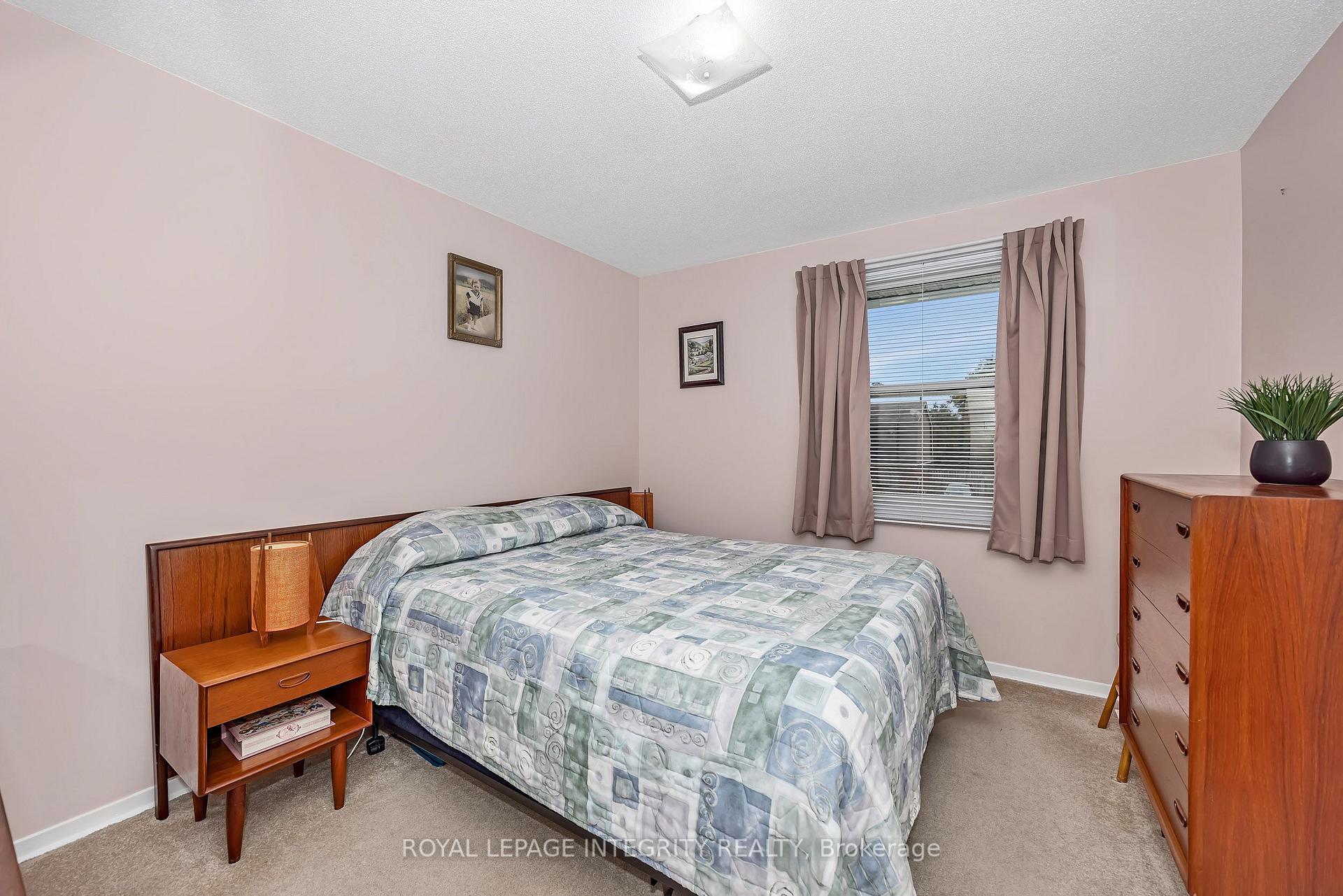 Photo 19 of 262 Edward Street S, Arnprior, Arnprior — HOMEH