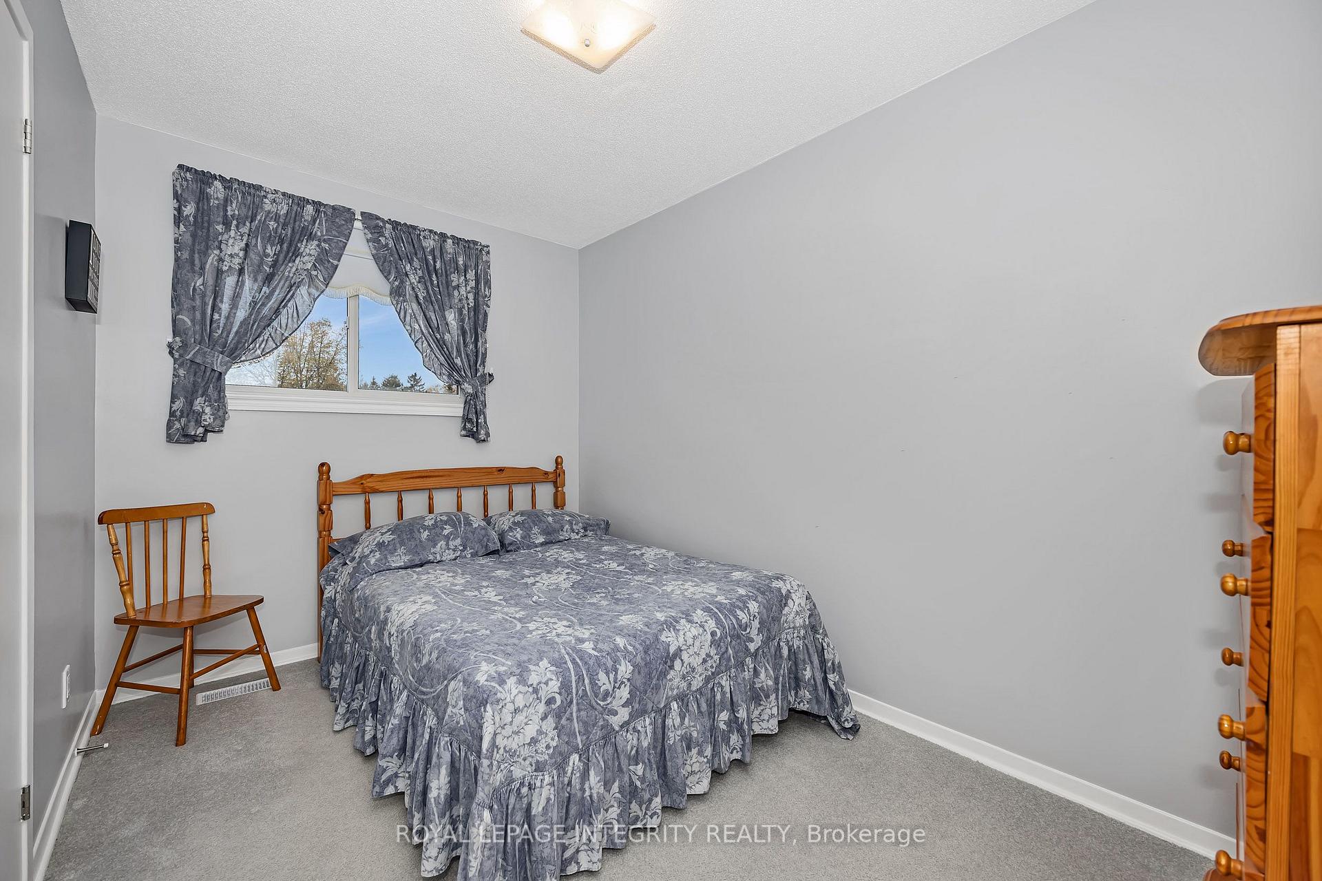 Photo 21 of 262 Edward Street S, Arnprior, Arnprior — HOMEH
