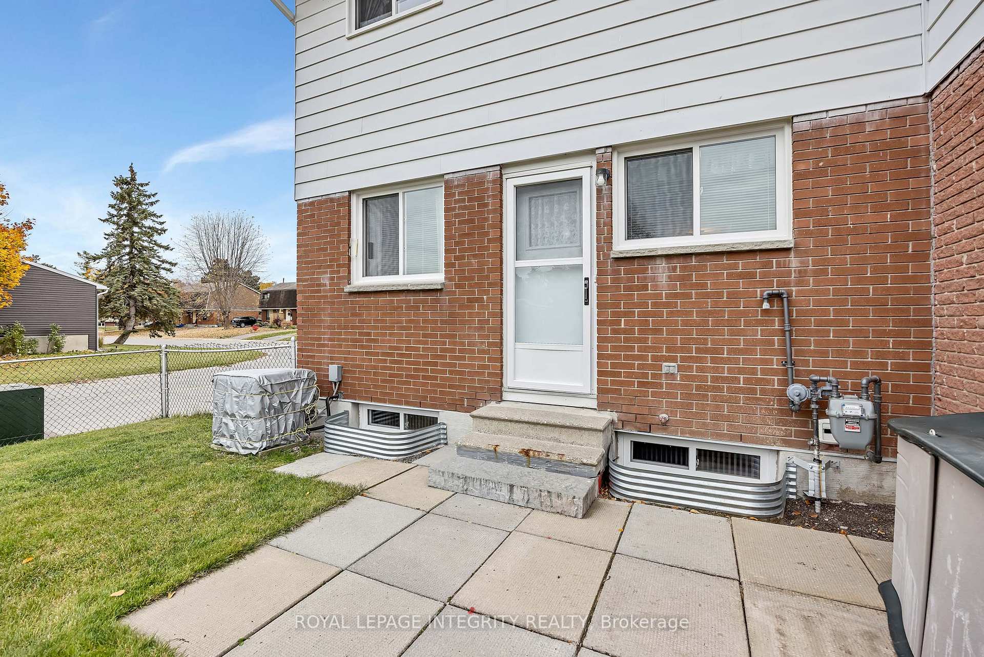 Photo 33 of 262 Edward Street S, Arnprior, Arnprior — HOMEH