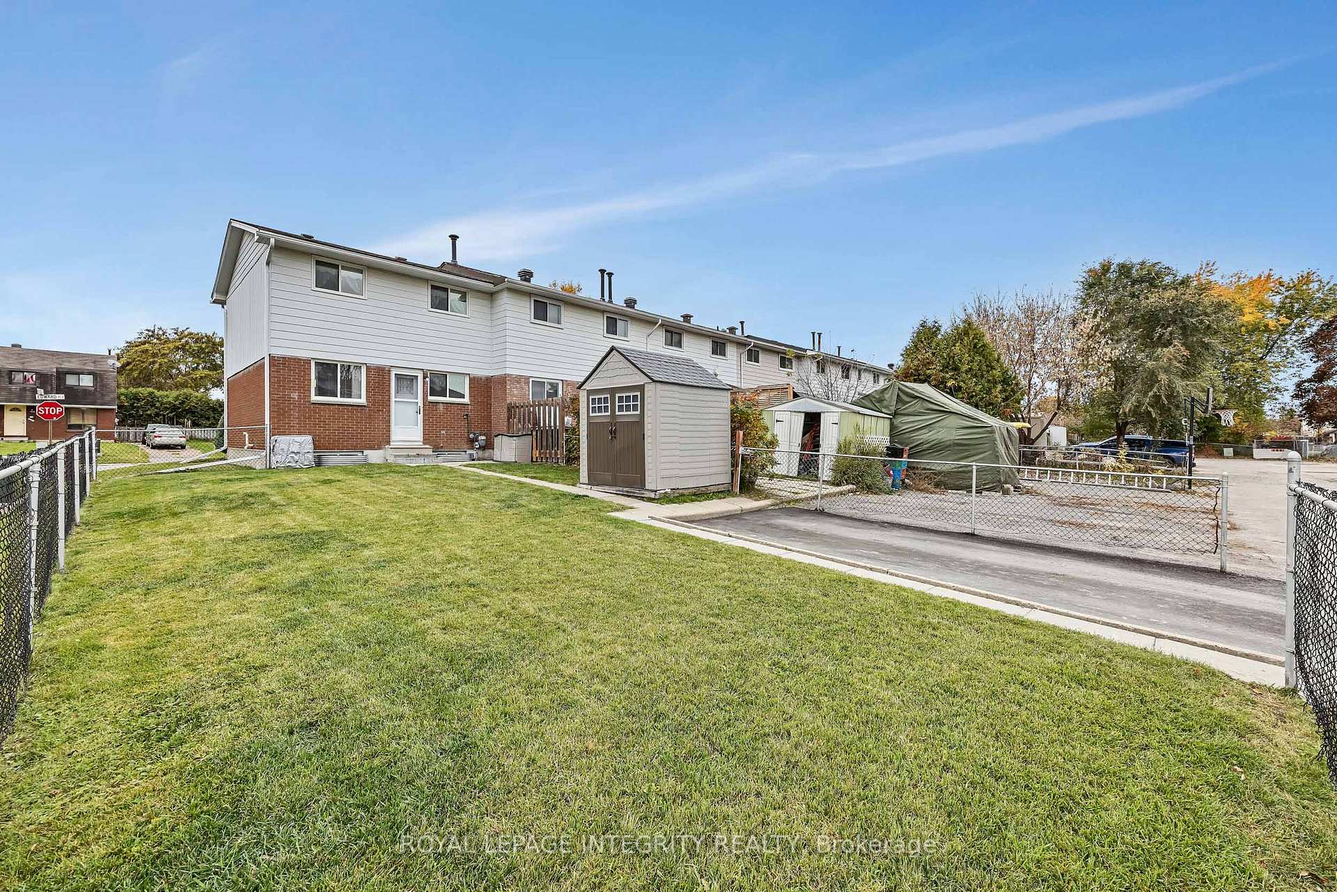 Photo 37 of 262 Edward Street S, Arnprior, Arnprior — HOMEH
