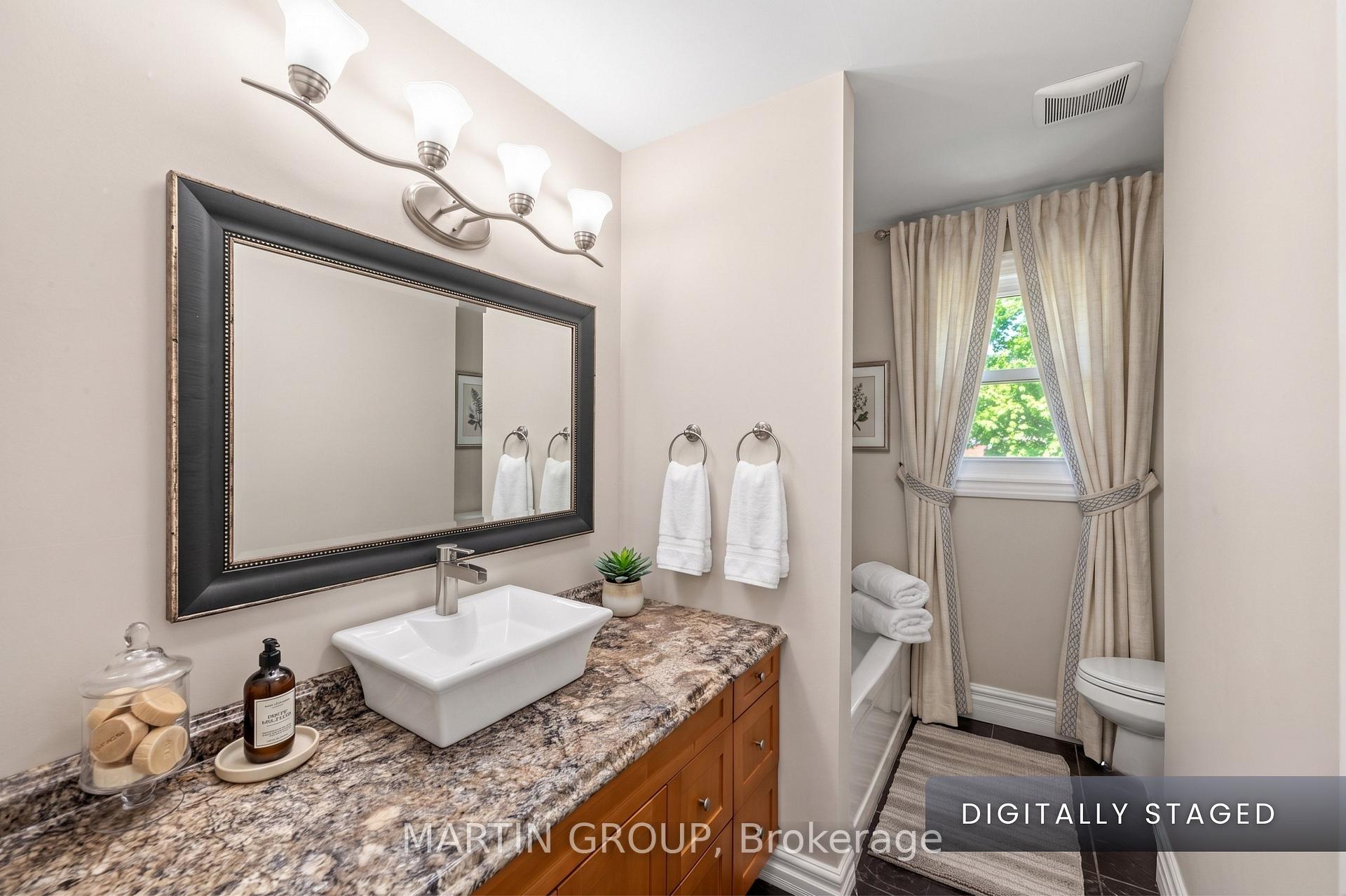 Photo 16 of 88 Rabbit Lane, Etobicoke, Eringate-Centennial-West Deane — HOMEH