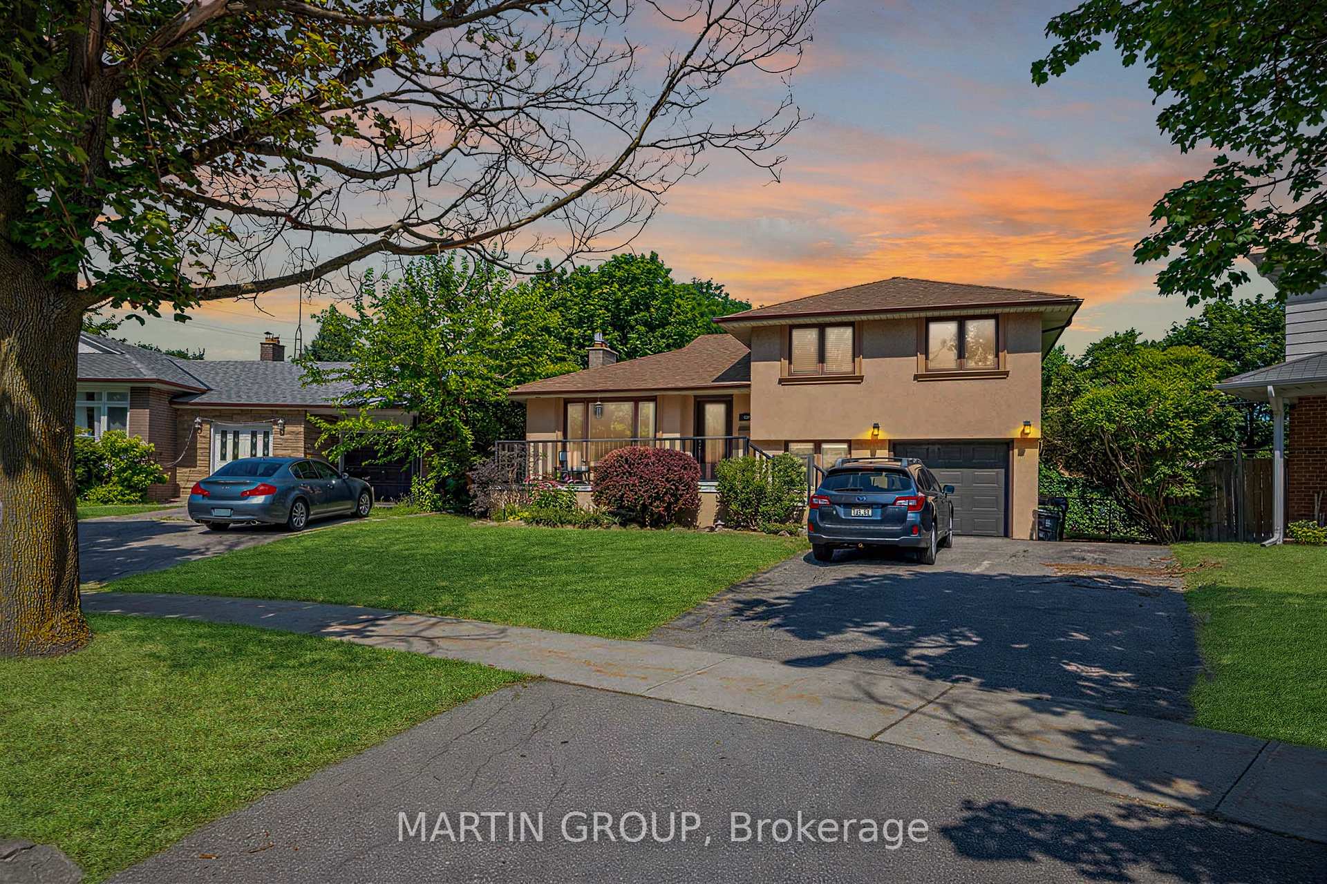 Photo 2 of 88 Rabbit Lane, Etobicoke, Eringate-Centennial-West Deane — HOMEH