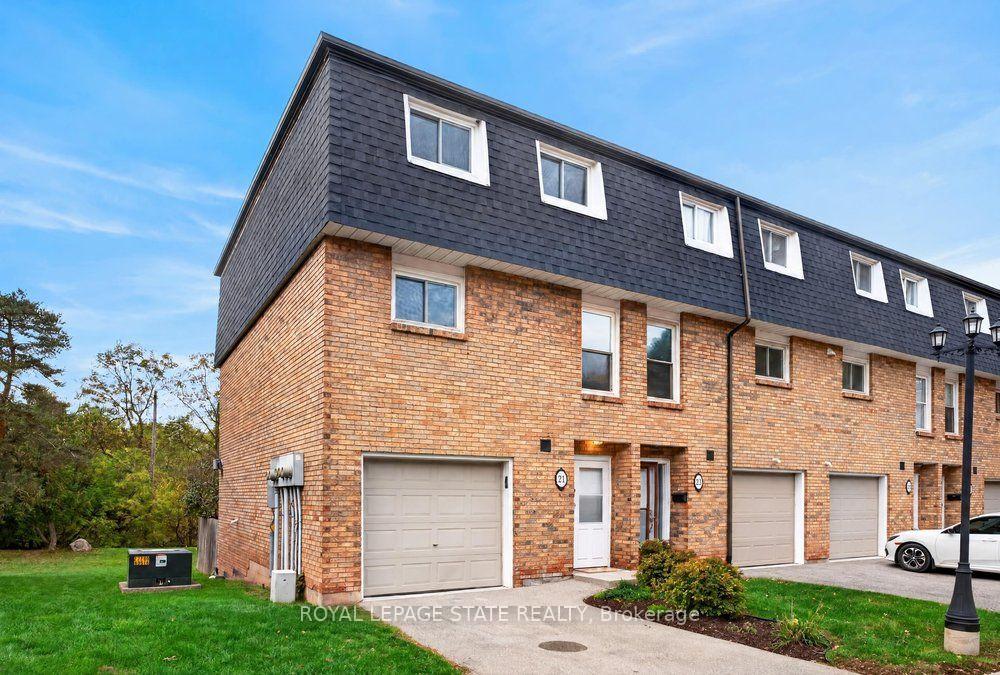 Photo 1 of Unit 6, 21 Rosedale Court, Hamilton, Stoney Creek — HOMEH