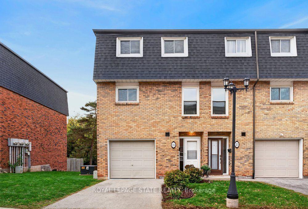 Photo 9 of Unit 6, 21 Rosedale Court, Hamilton, Stoney Creek — HOMEH