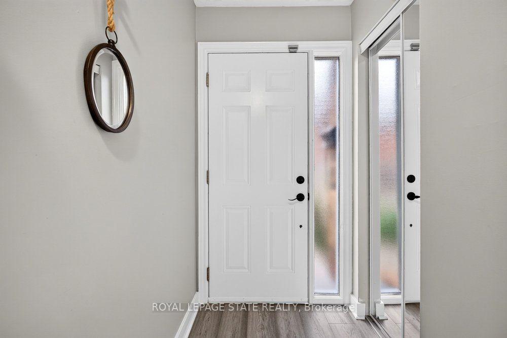Photo 12 of Unit 6, 21 Rosedale Court, Hamilton, Stoney Creek — HOMEH