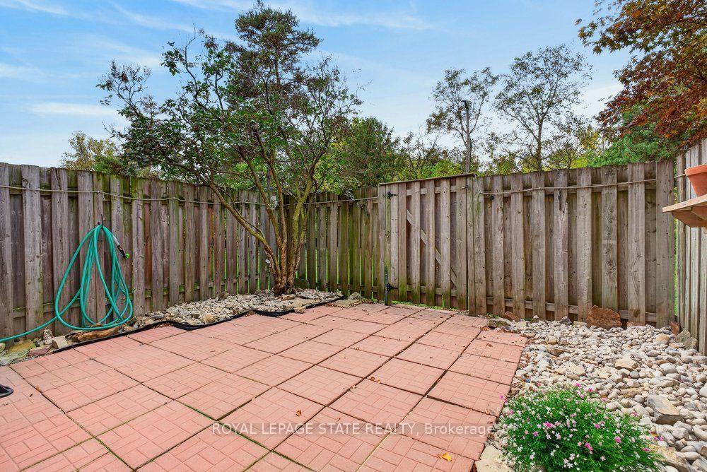 Photo 36 of Unit 6, 21 Rosedale Court, Hamilton, Stoney Creek — HOMEH