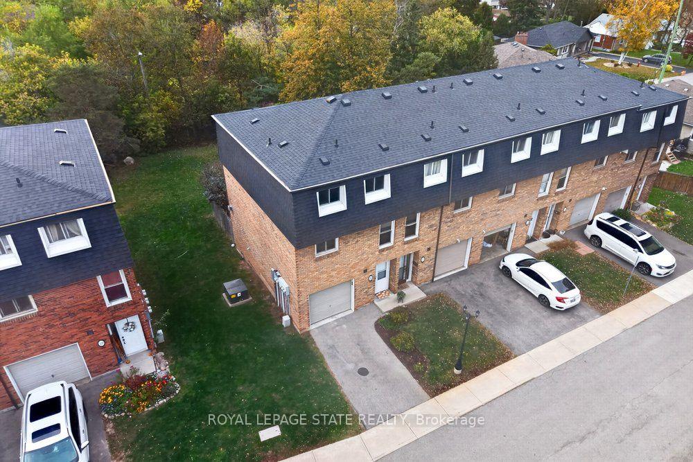 Photo 42 of Unit 6, 21 Rosedale Court, Hamilton, Stoney Creek — HOMEH
