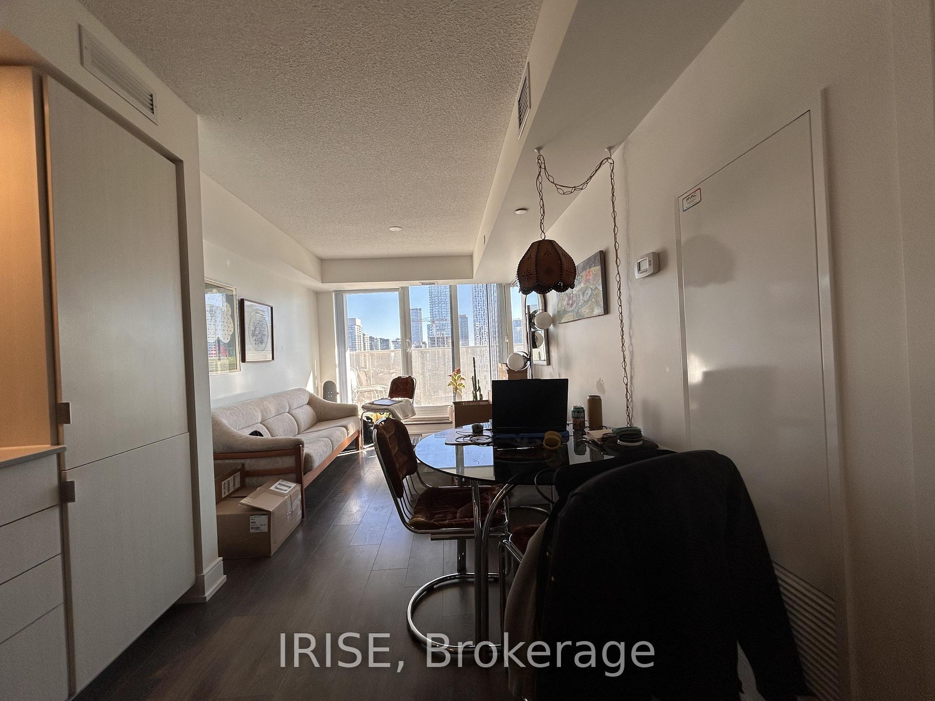 Photo 3 of Unit 1910, 89 McGill Street, Toronto, Church-Yonge Corridor — HOMEH