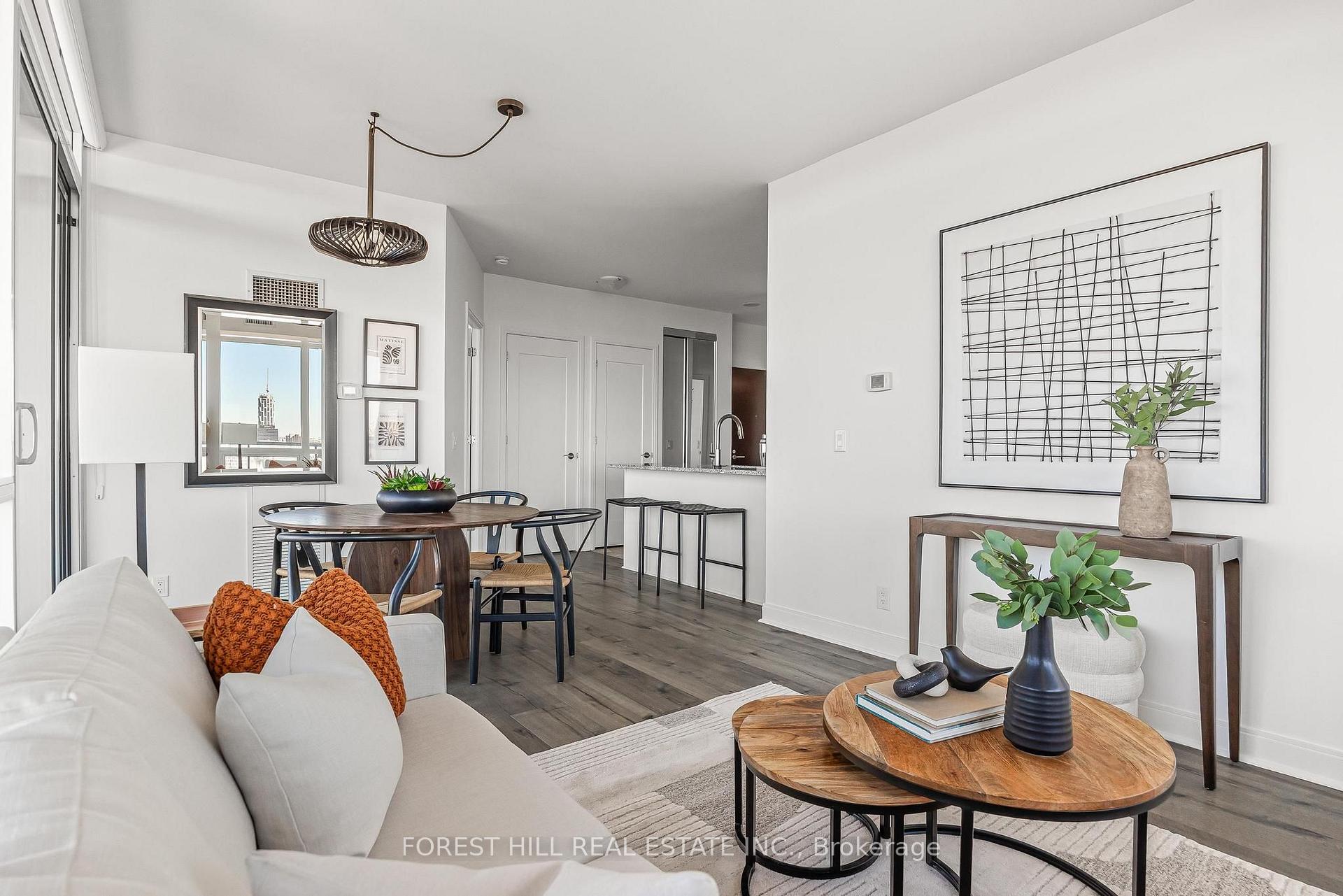 Photo 3 of Unit 3105, 825 Chruch Street, Toronto, Rosedale-Moore Park — HOMEH