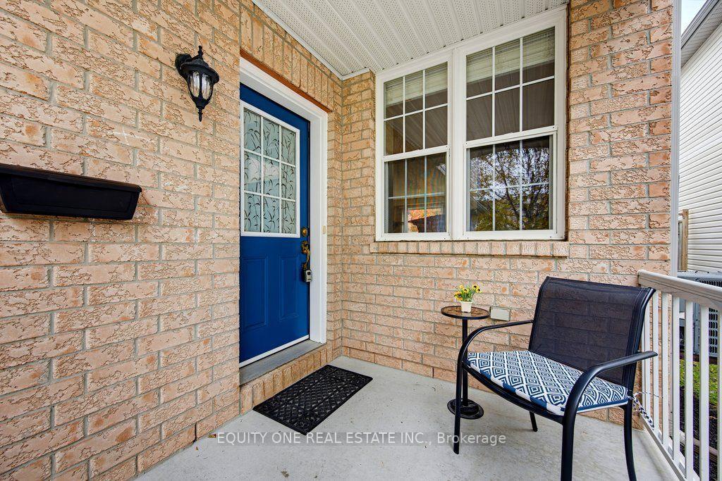 Photo 4 of 345 Applecross Crescent, Ottawa, Kanata - Morgan's Grant/South March — HOMEH