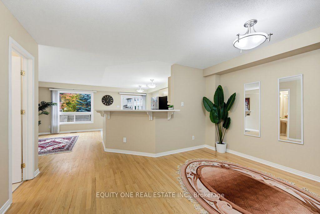 Photo 5 of 345 Applecross Crescent, Ottawa, Kanata - Morgan's Grant/South March — HOMEH
