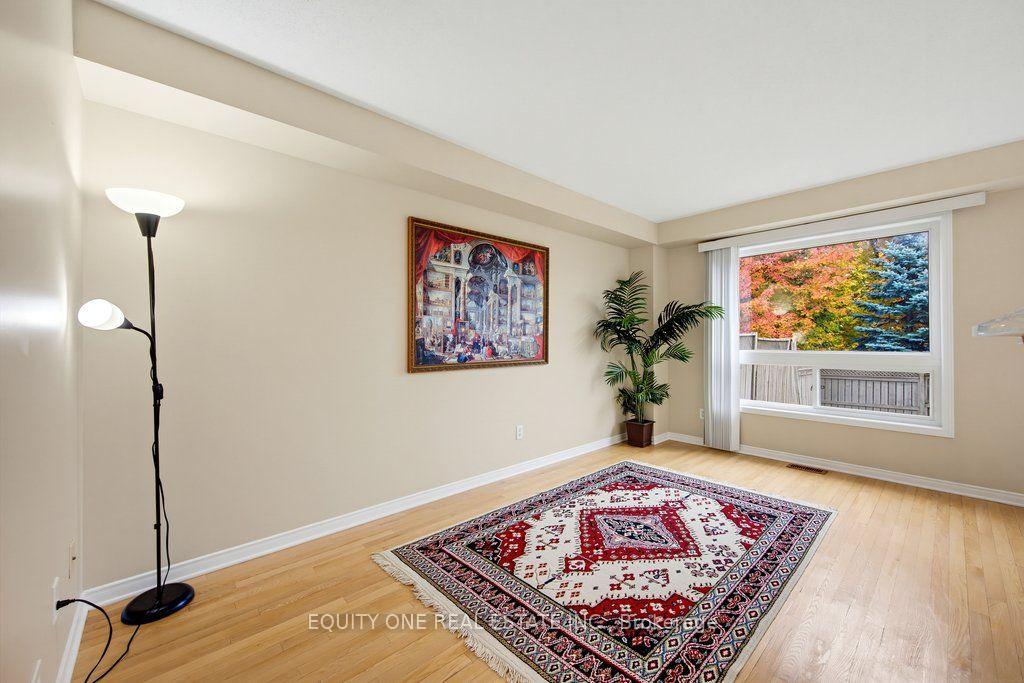 Photo 9 of 345 Applecross Crescent, Ottawa, Kanata - Morgan's Grant/South March — HOMEH