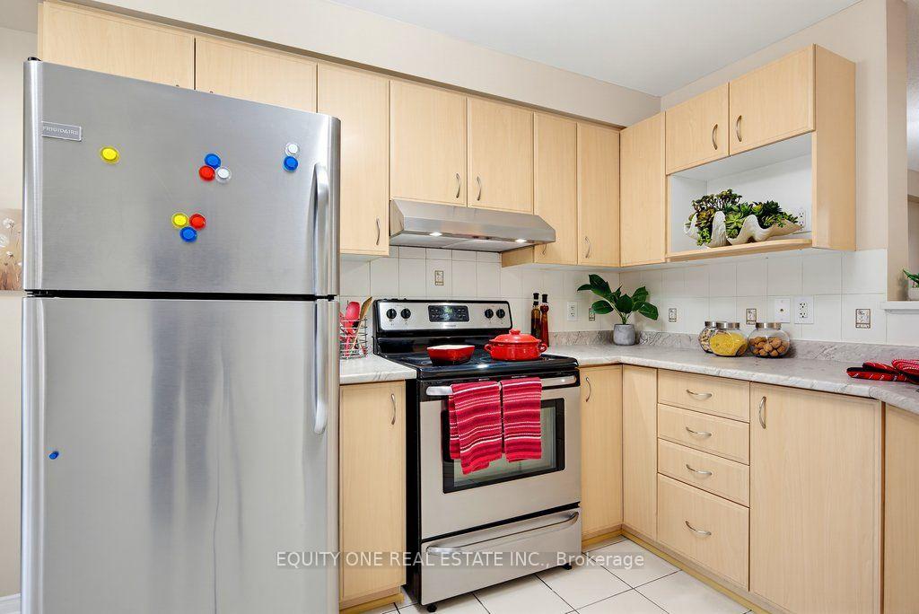 Photo 14 of 345 Applecross Crescent, Ottawa, Kanata - Morgan's Grant/South March — HOMEH