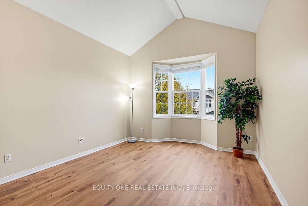 Photo 19 of 345 Applecross Crescent, Ottawa, Kanata - Morgan's Grant/South March — HOMEH