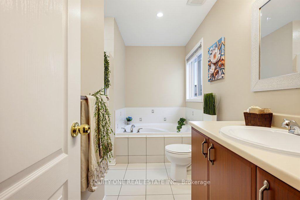 Photo 24 of 345 Applecross Crescent, Ottawa, Kanata - Morgan's Grant/South March — HOMEH