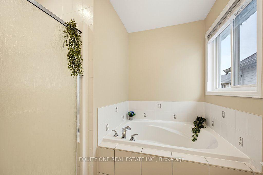 Photo 27 of 345 Applecross Crescent, Ottawa, Kanata - Morgan's Grant/South March — HOMEH