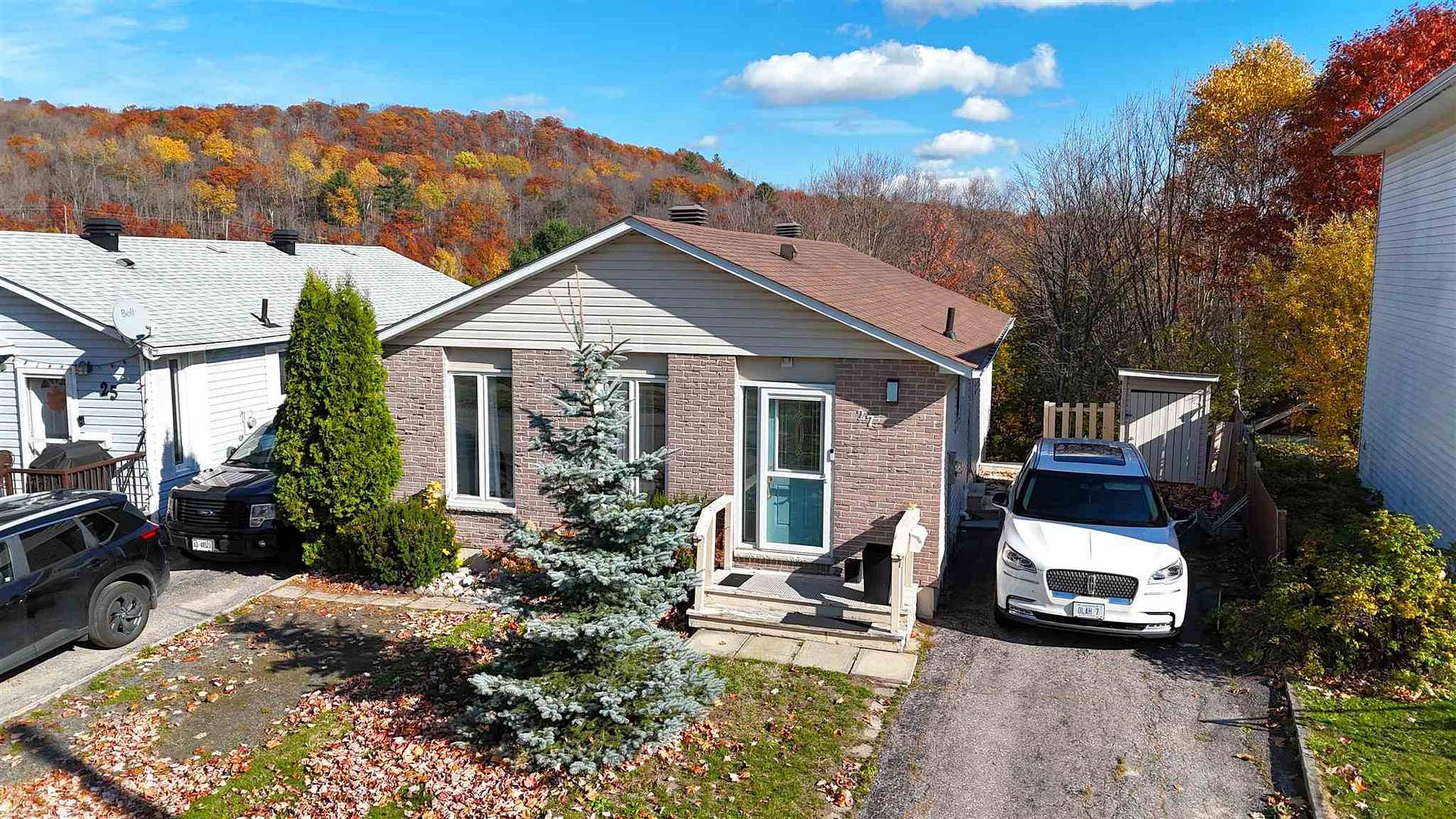 Photo 1 of 27 Hergott Avenue, Elliot Lake, West — HOMEH