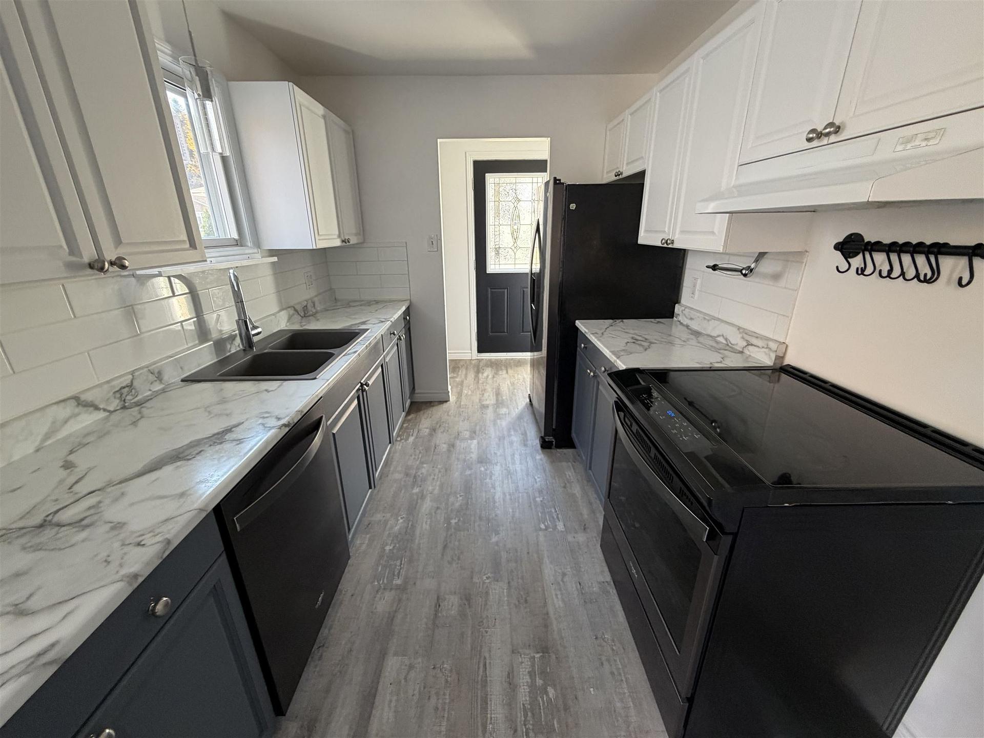 Photo 14 of 27 Hergott Avenue, Elliot Lake, West — HOMEH
