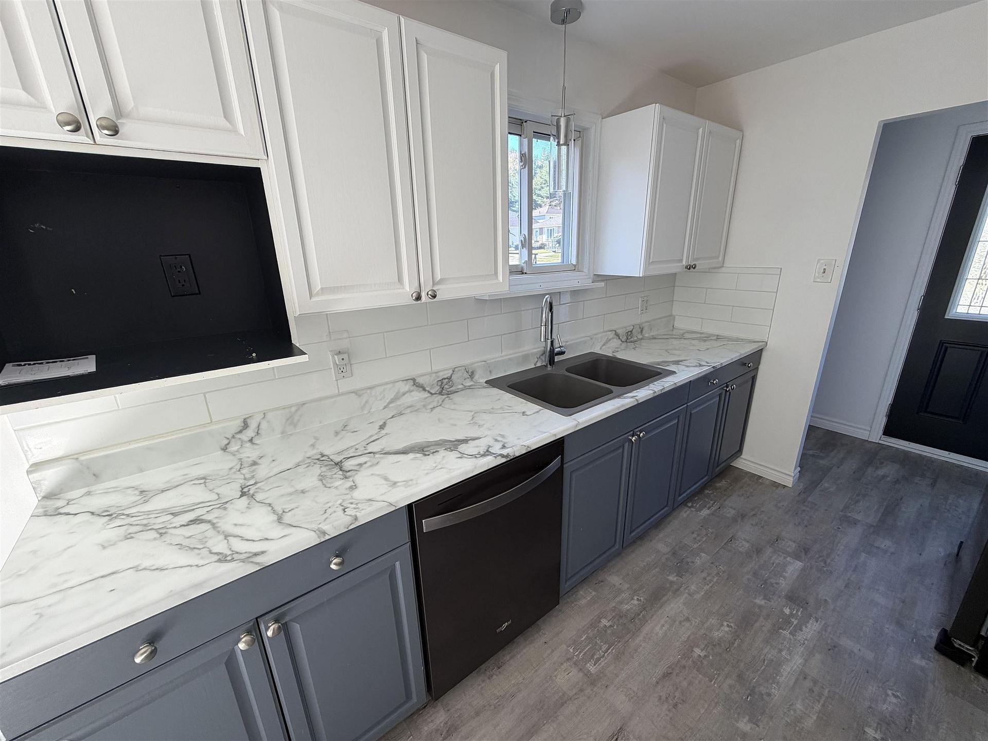 Photo 15 of 27 Hergott Avenue, Elliot Lake, West — HOMEH