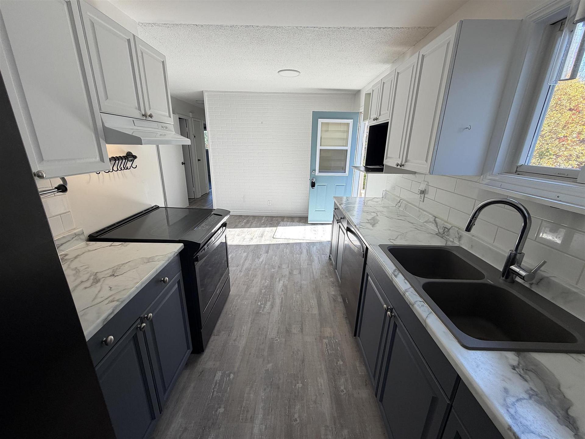 Photo 17 of 27 Hergott Avenue, Elliot Lake, West — HOMEH