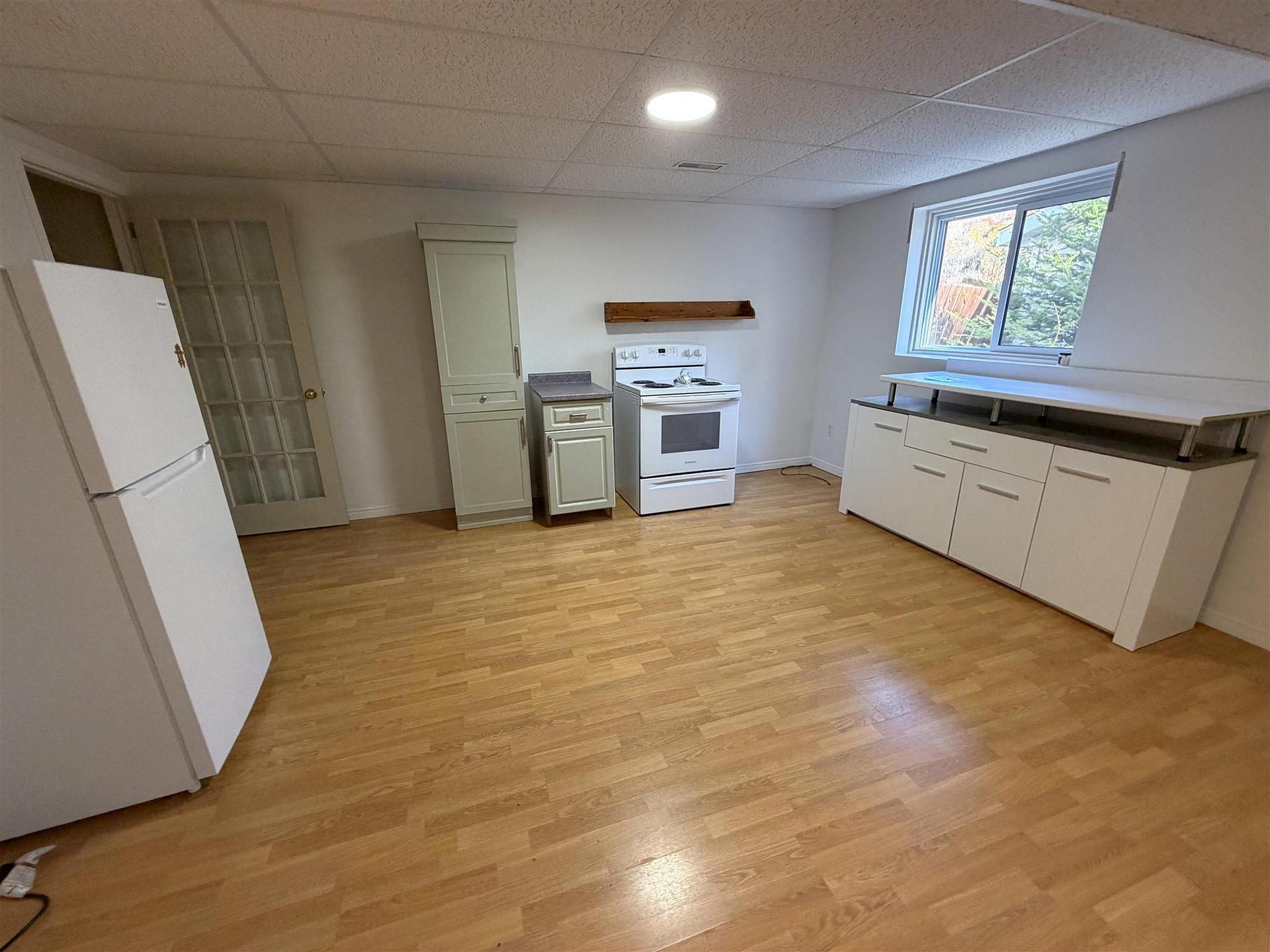 Photo 28 of 27 Hergott Avenue, Elliot Lake, West — HOMEH
