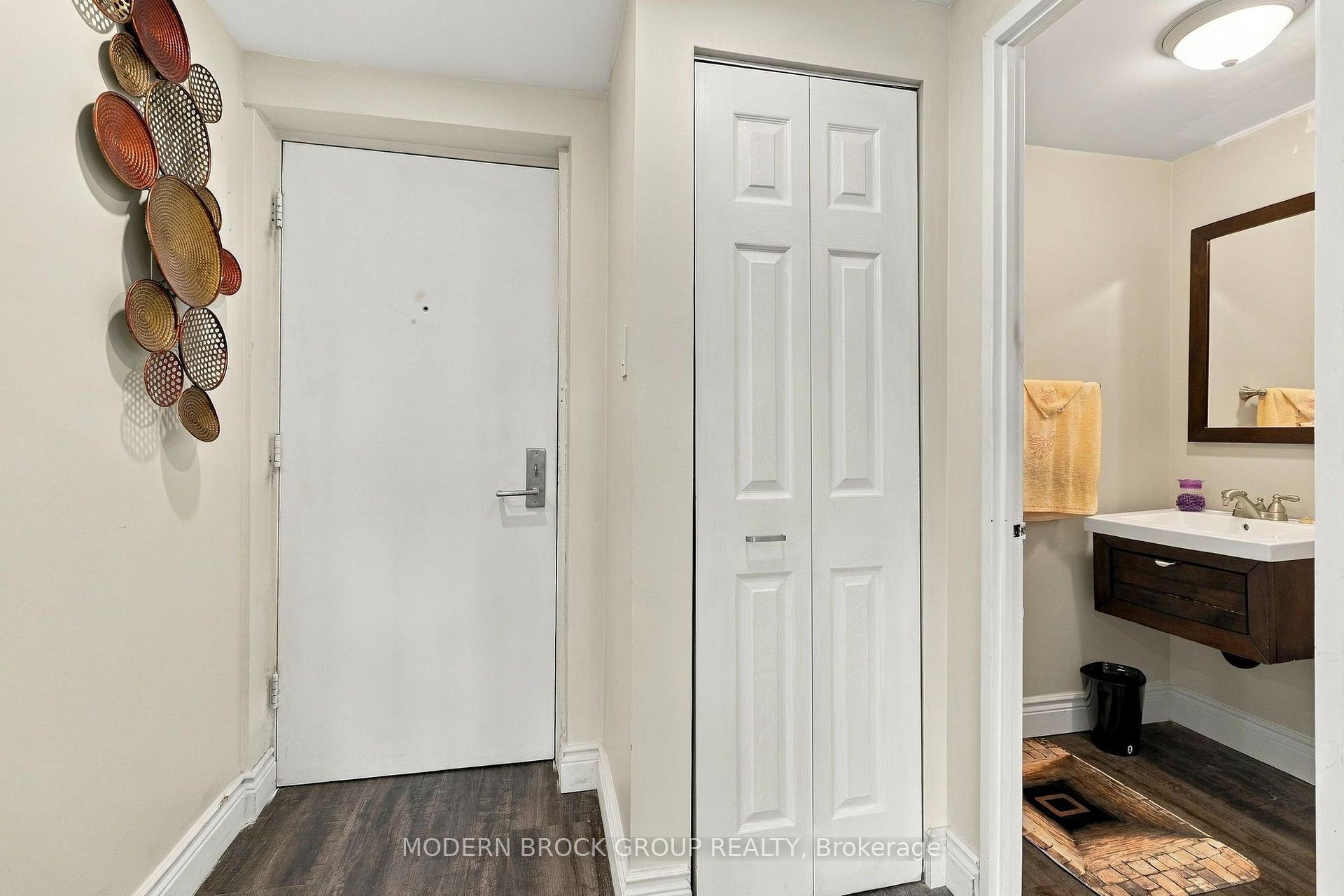 Photo 8 of Unit 902, 109 King Street E, Brockville, Brockville — HOMEH
