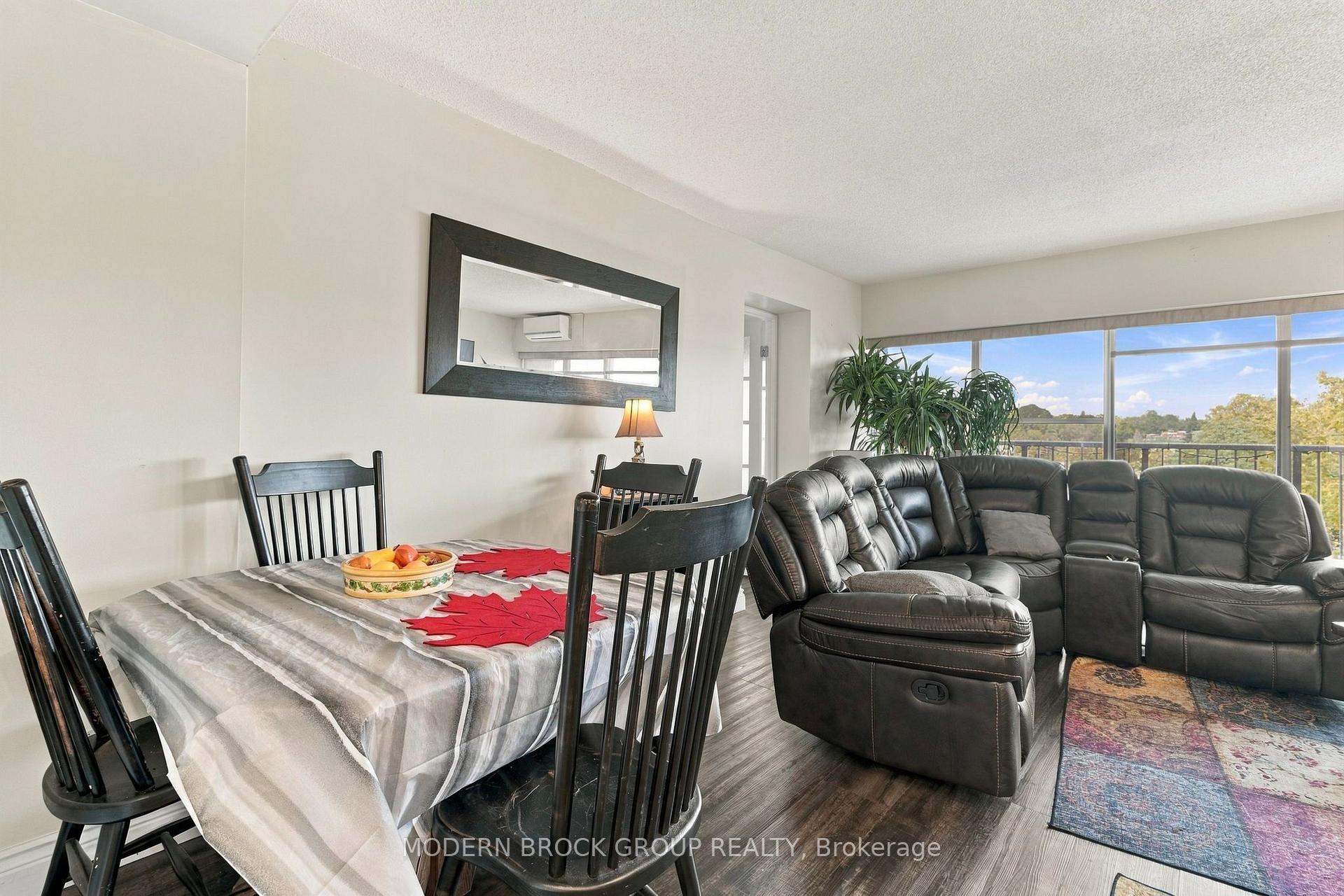 Photo 9 of Unit 902, 109 King Street E, Brockville, Brockville — HOMEH