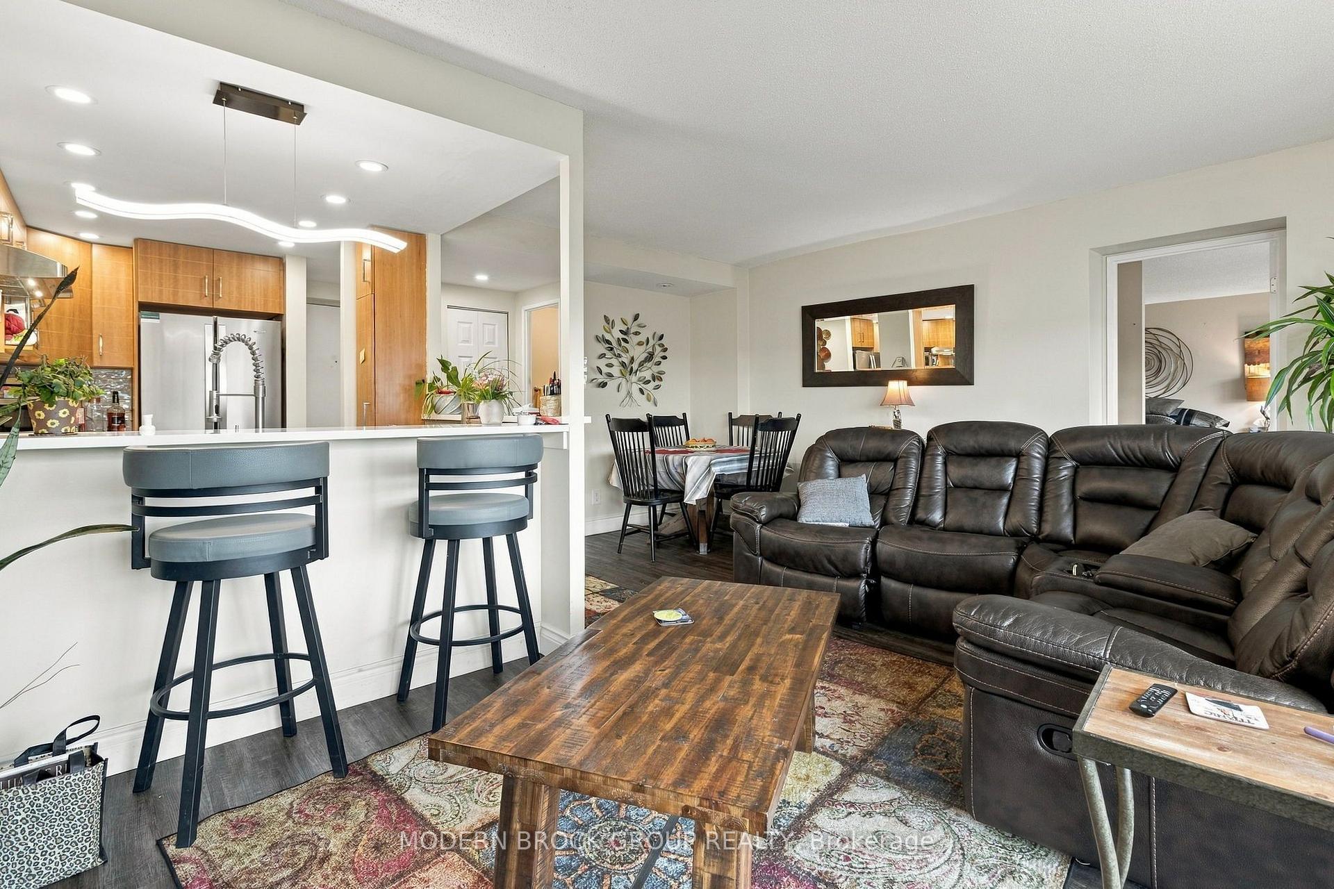 Photo 11 of Unit 902, 109 King Street E, Brockville, Brockville — HOMEH