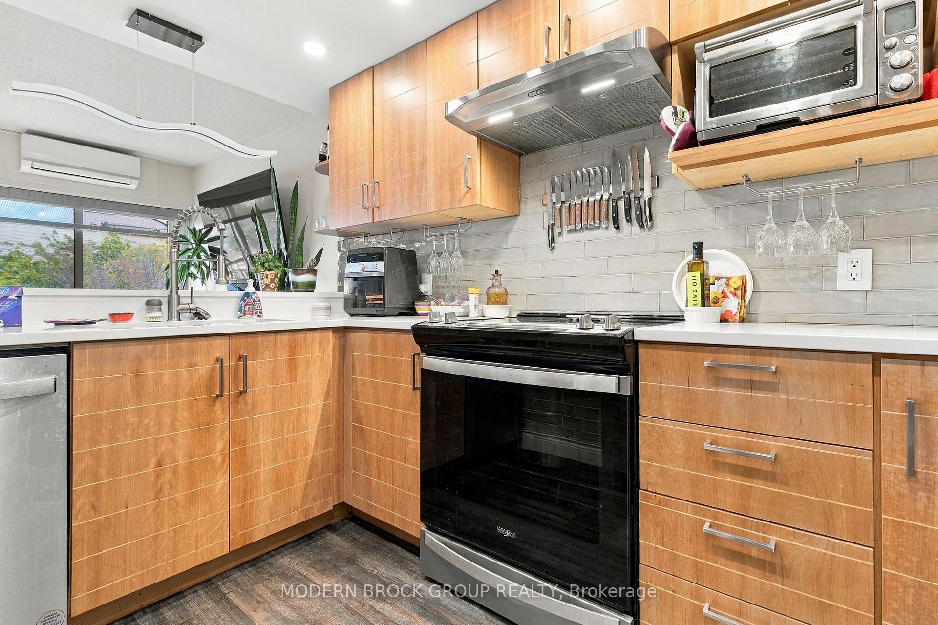 Photo 20 of Unit 902, 109 King Street E, Brockville, Brockville — HOMEH