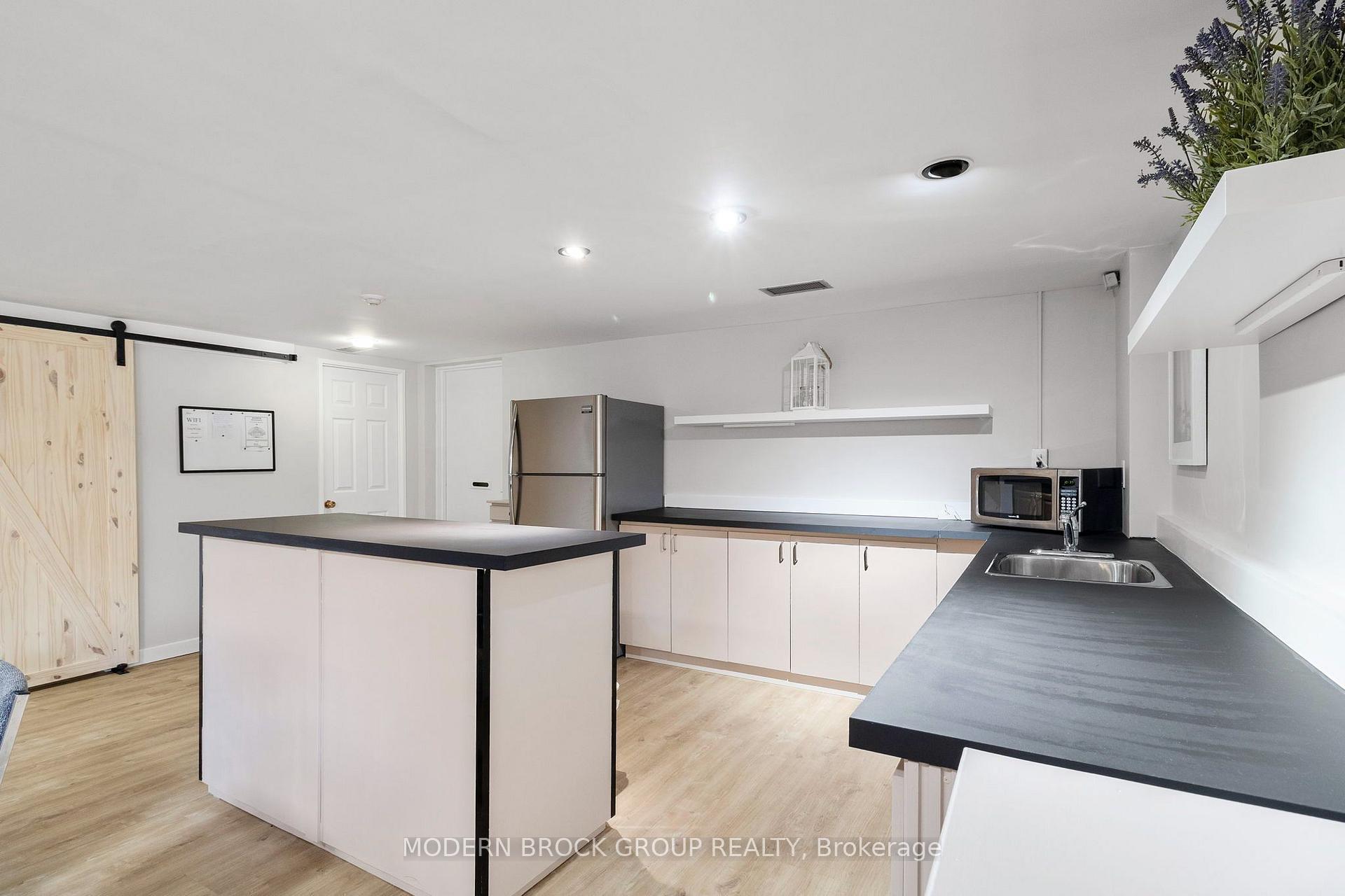 Photo 37 of Unit 902, 109 King Street E, Brockville, Brockville — HOMEH