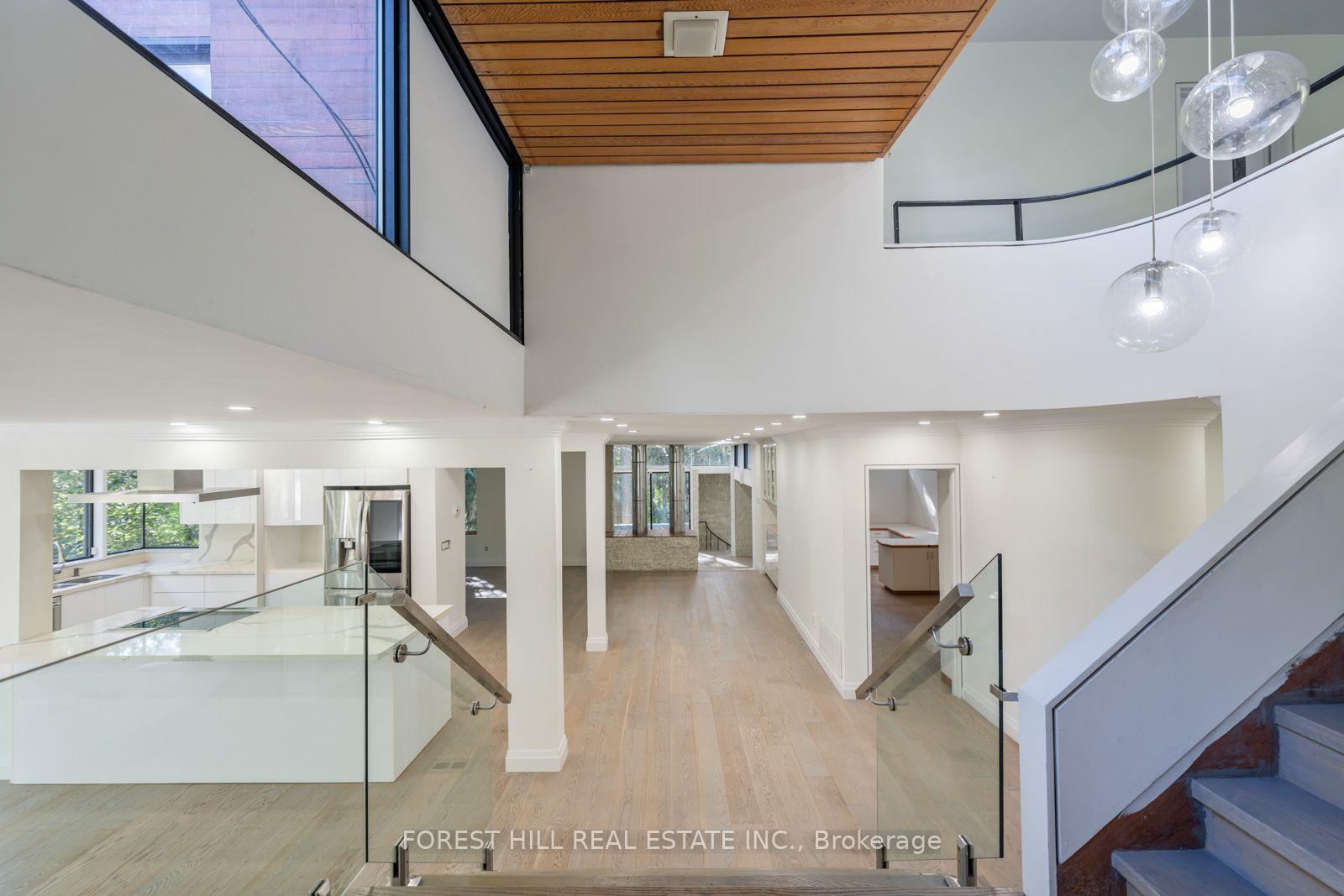 Photo 3 of 38 Riverside Boulevard, Vaughan, Uplands — HOMEH
