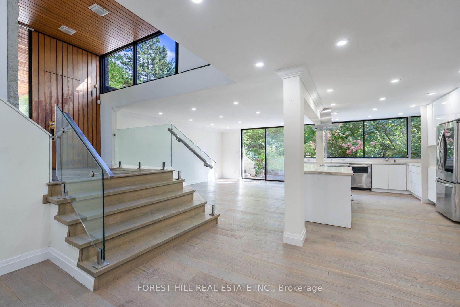 Photo 6 of 38 Riverside Boulevard, Vaughan, Uplands — HOMEH