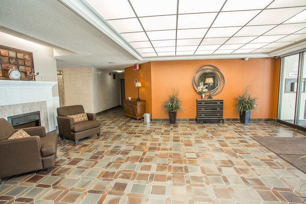 Photo 2 of Unit 1107, 1139 Queen Street E, Sault Ste Marie, Ward 2 — HOMEH
