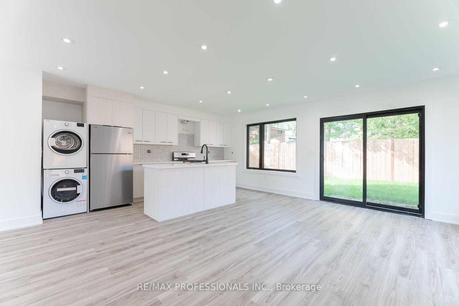 Photo 5 of Unit GRDNSUITE, 38 Thirty Third Street, Etobicoke, Long Branch — HOMEH